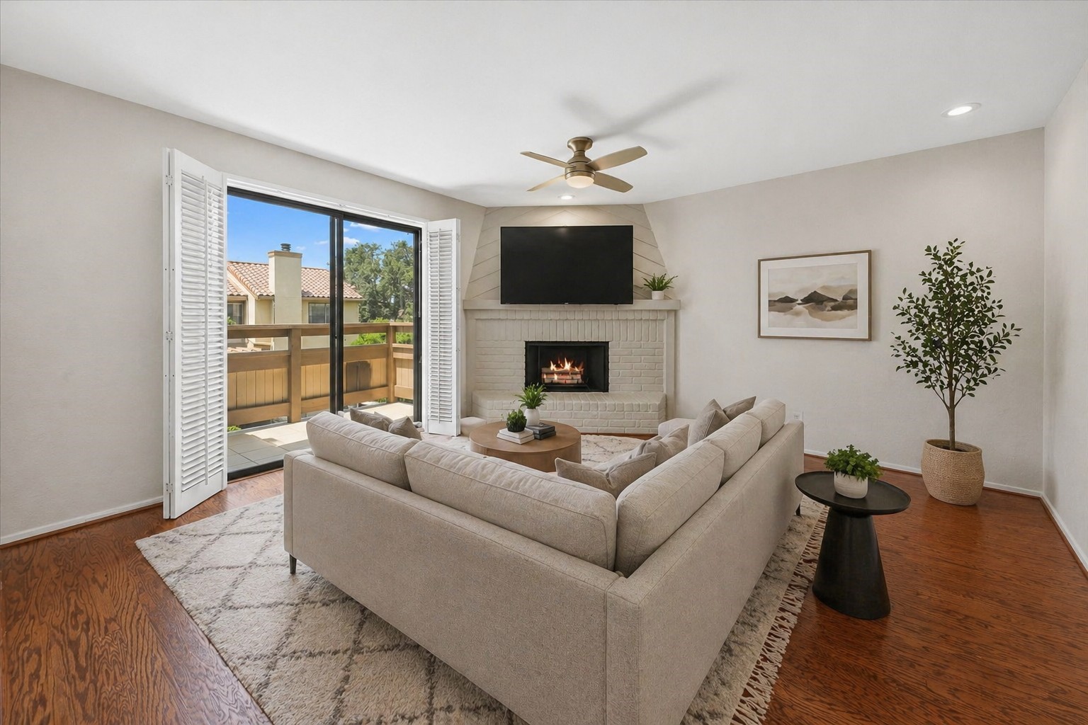 7640 W Greenway Boulevard Dallas TX 75209
