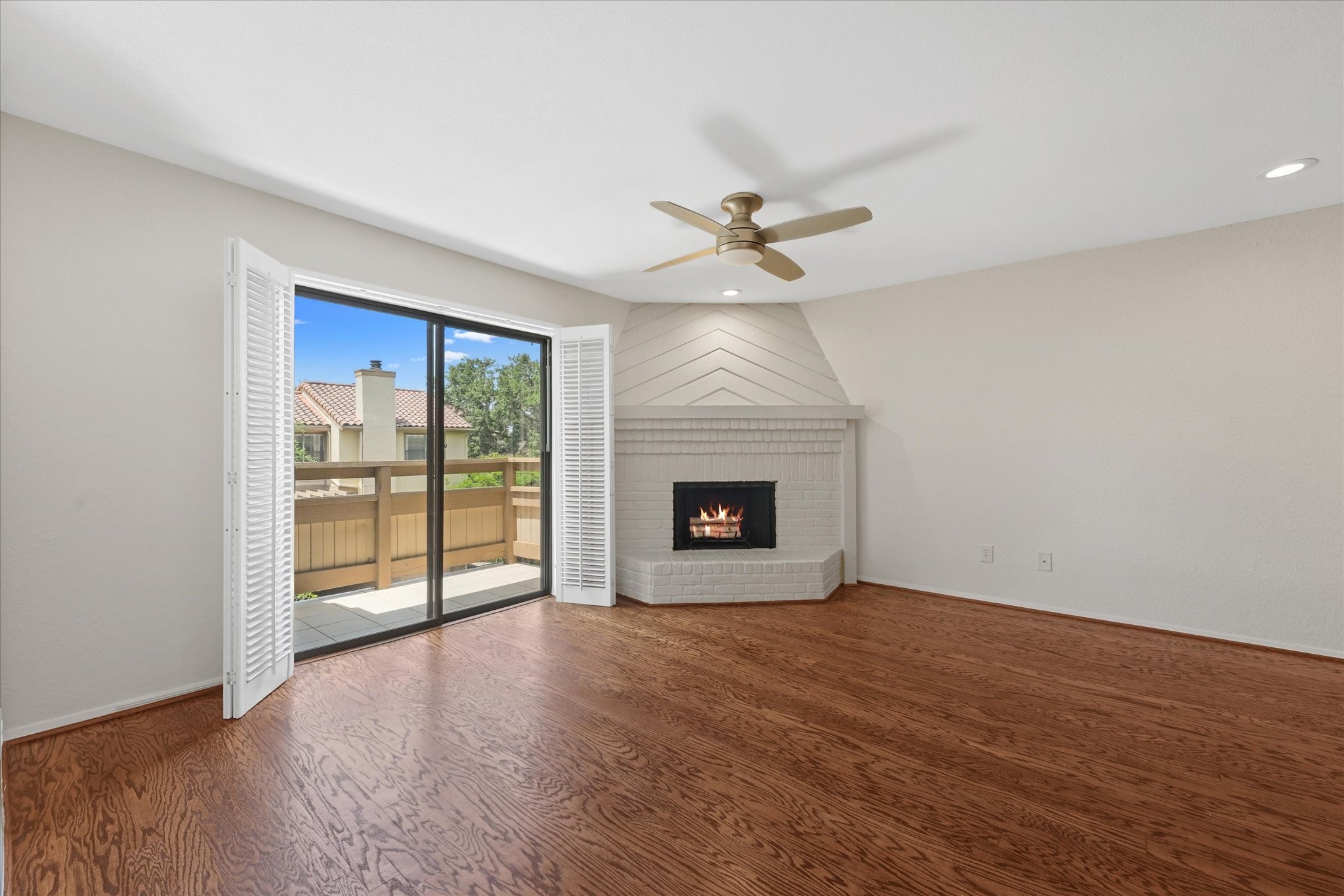 7640 W Greenway Boulevard Dallas TX 75209