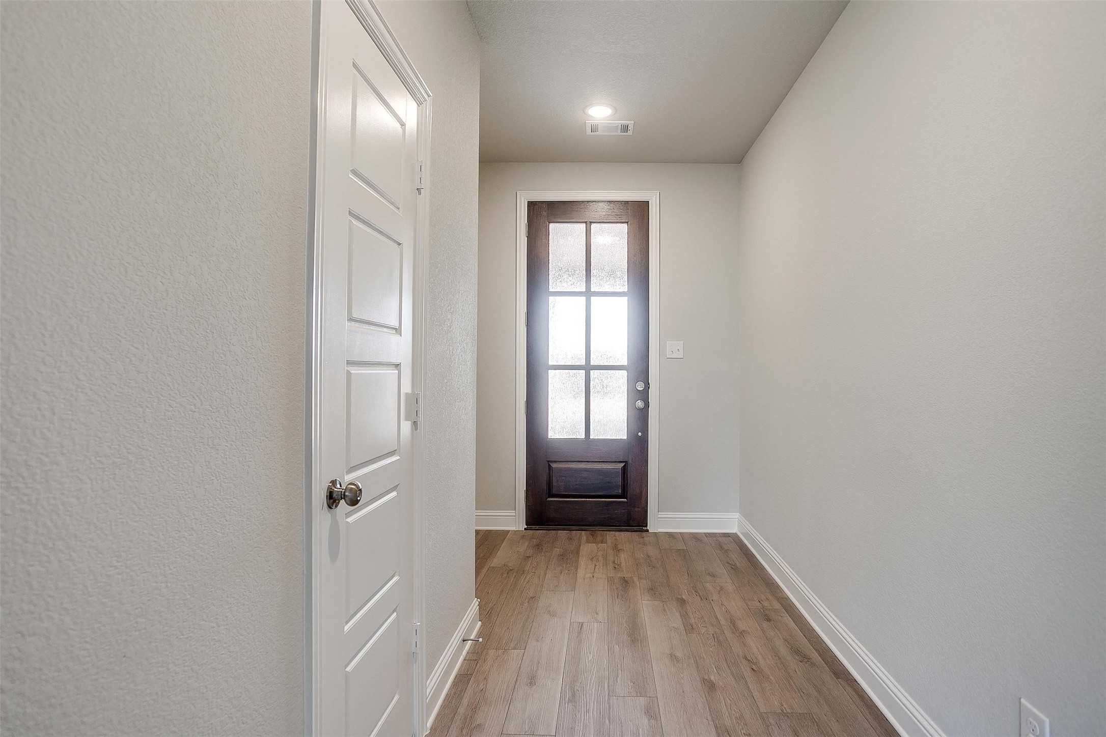 6820 Neals Way Arlington TX 76001