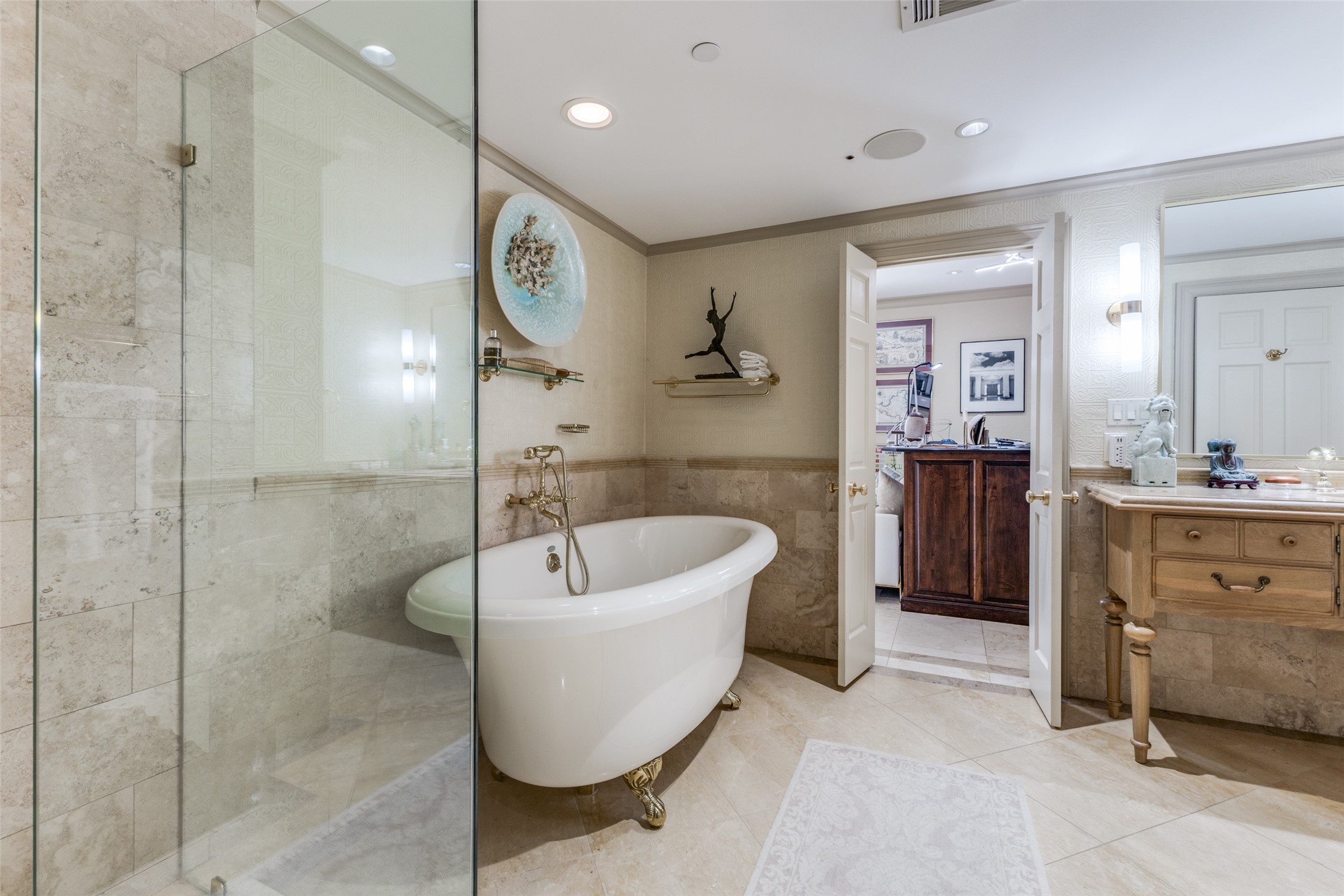 5909 Luther Lane Dallas TX 75225