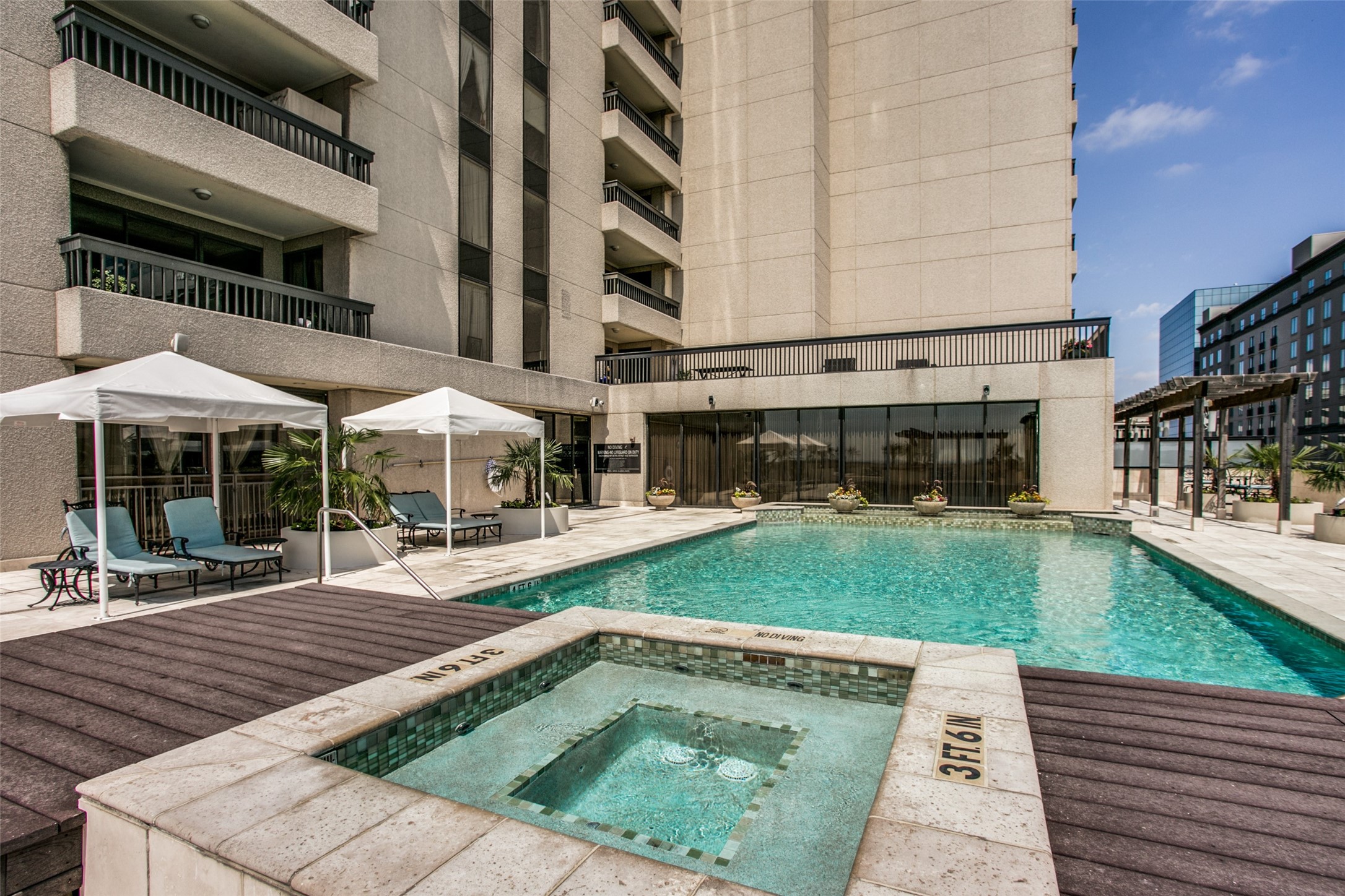 5909 Luther Lane Dallas TX 75225