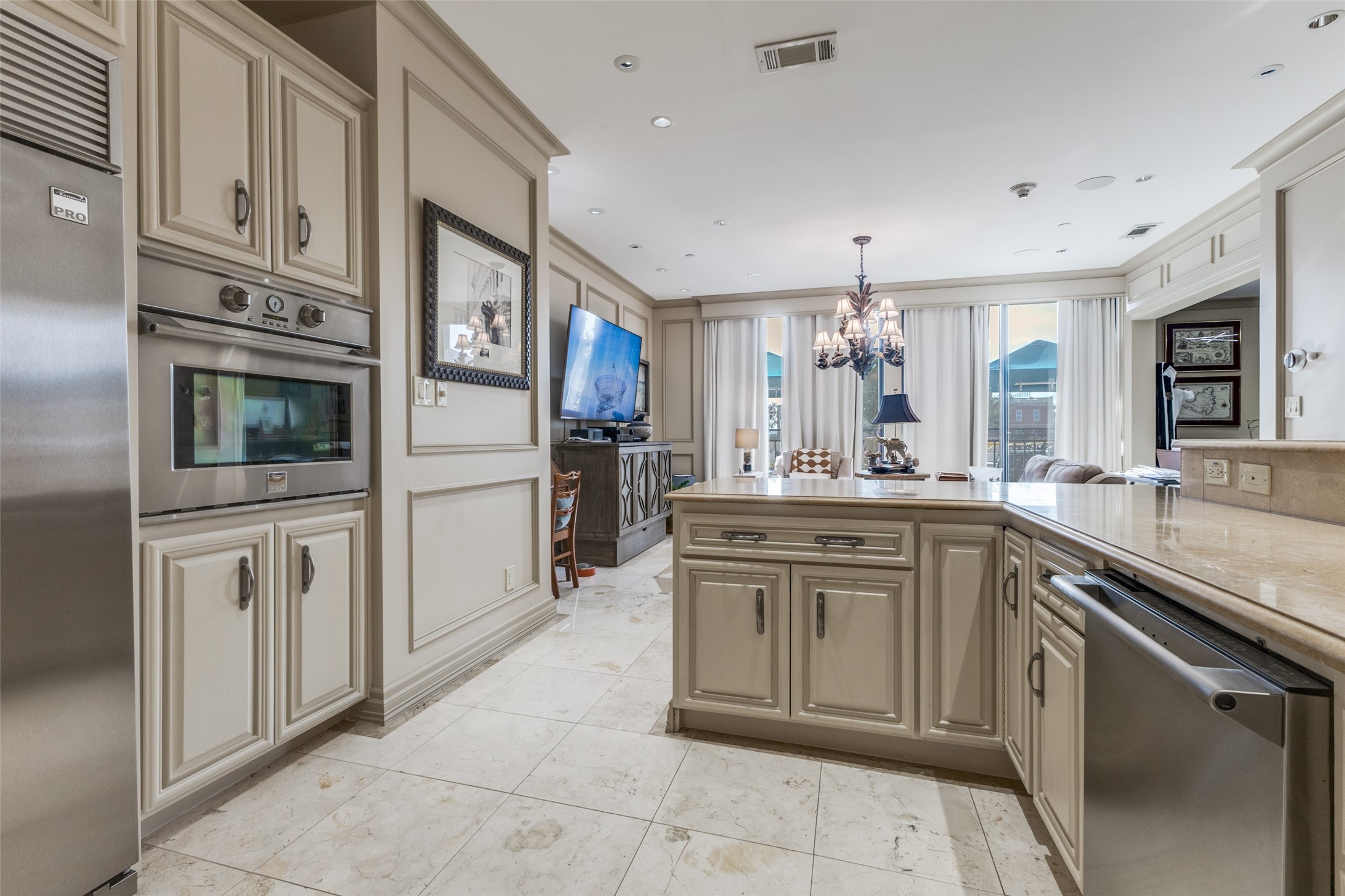 5909 Luther Lane Dallas TX 75225