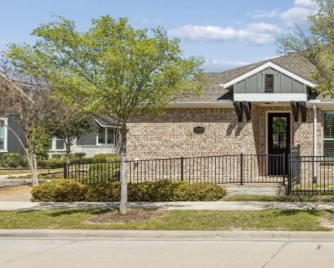 4552 Meadow Sage Street Arlington TX 76005