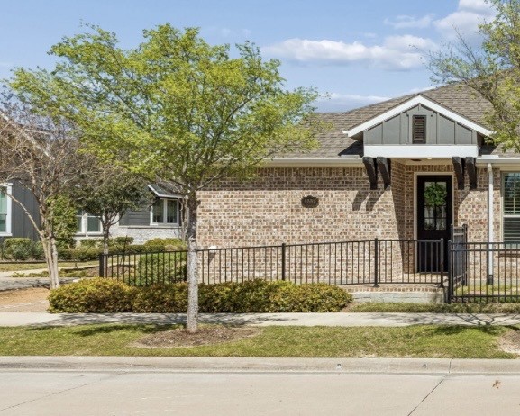 4552 Meadow Sage Street Arlington TX 76005