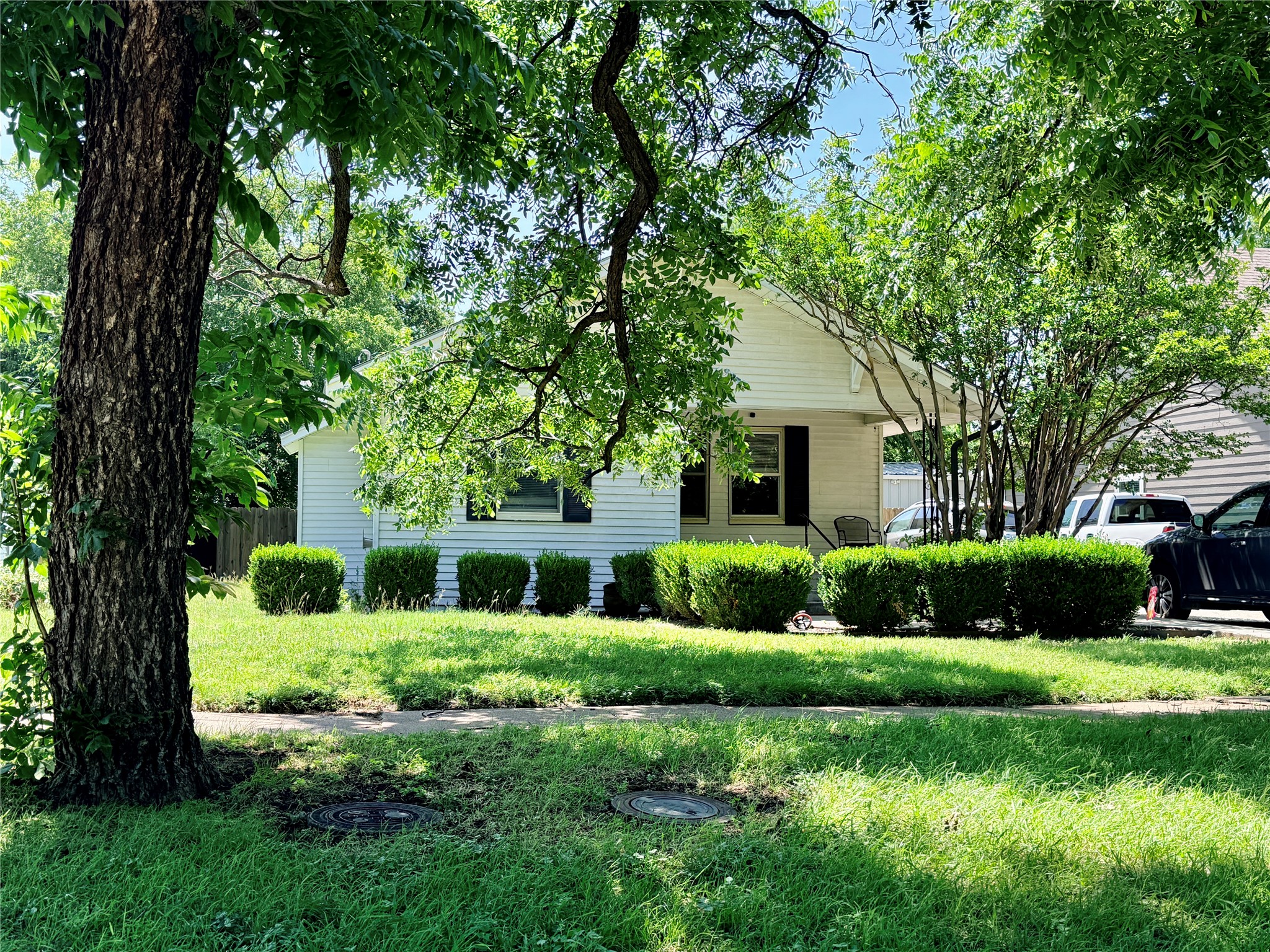 922 Plum Street Graham TX 76450