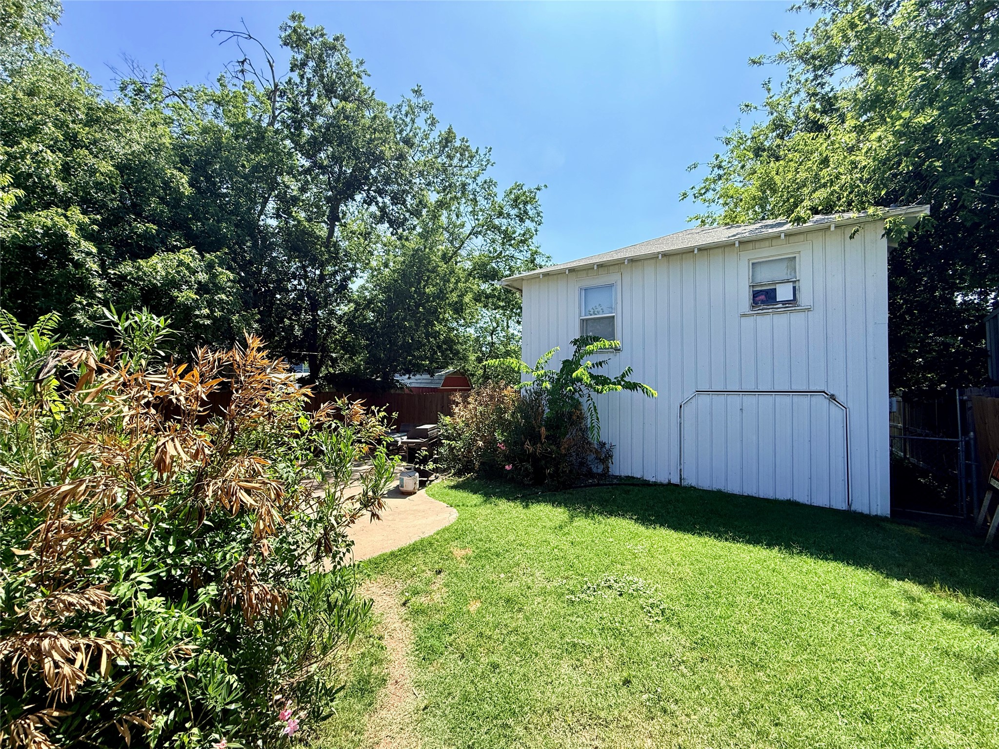 922 Plum Street Graham TX 76450