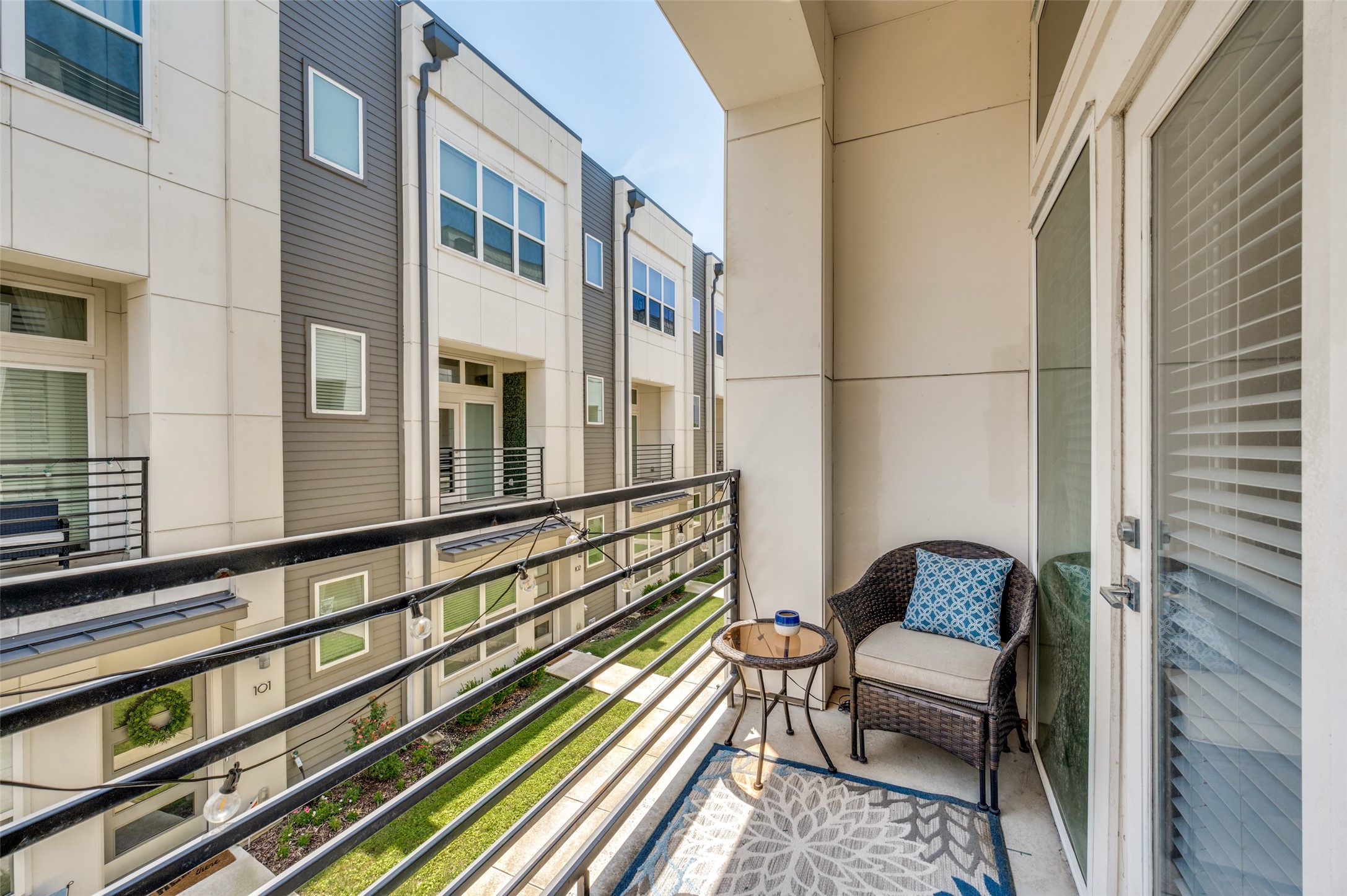 1719 Caddo Street Dallas TX 75204