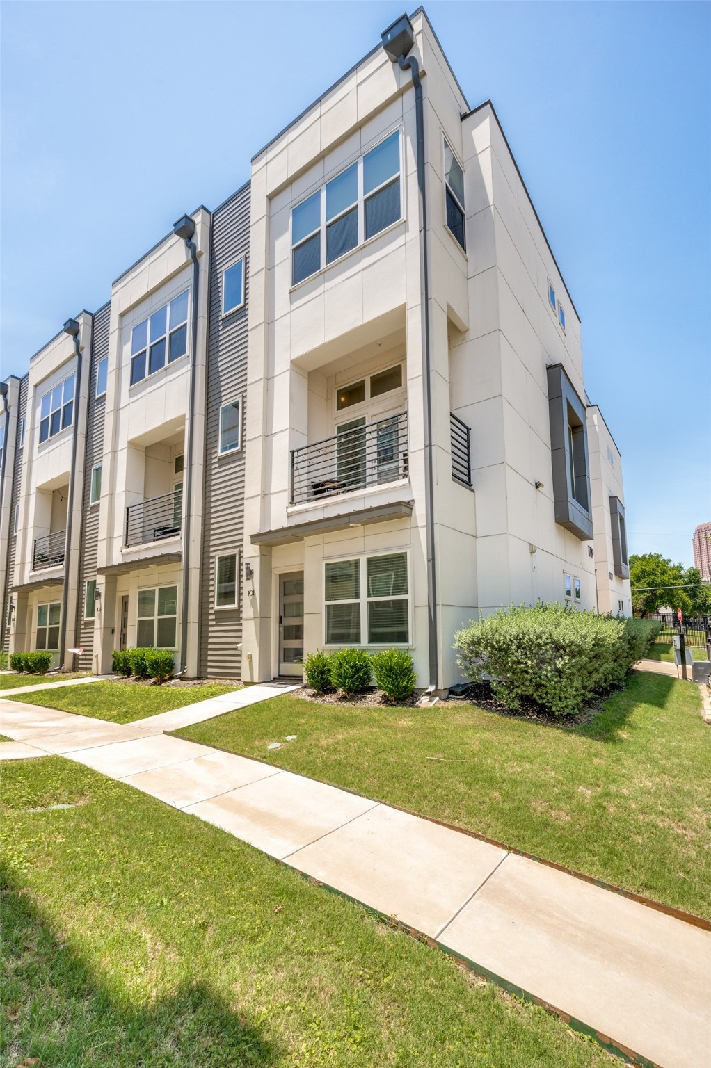 1719 Caddo Street Dallas TX 75204