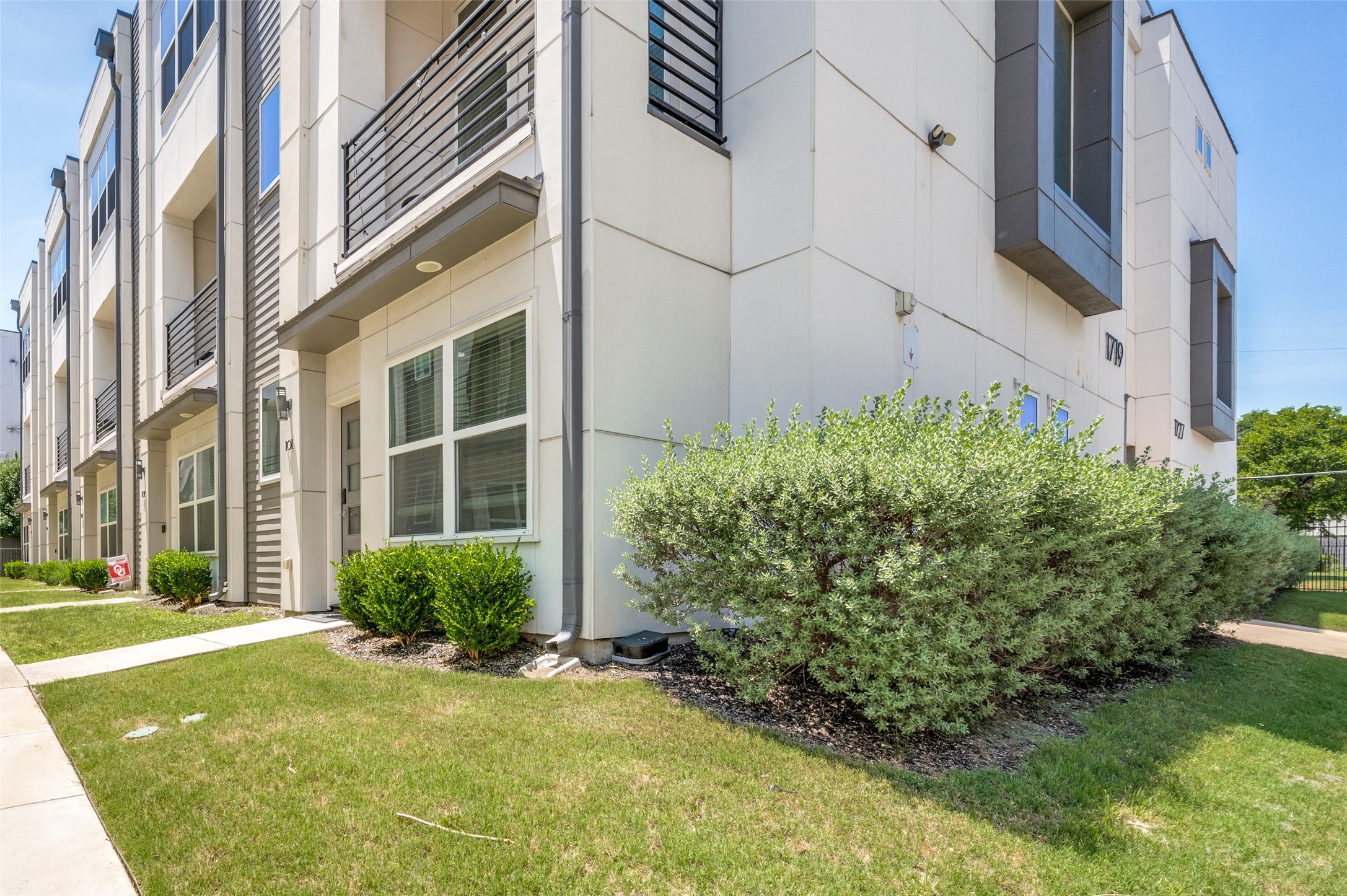 1719 Caddo Street Dallas TX 75204