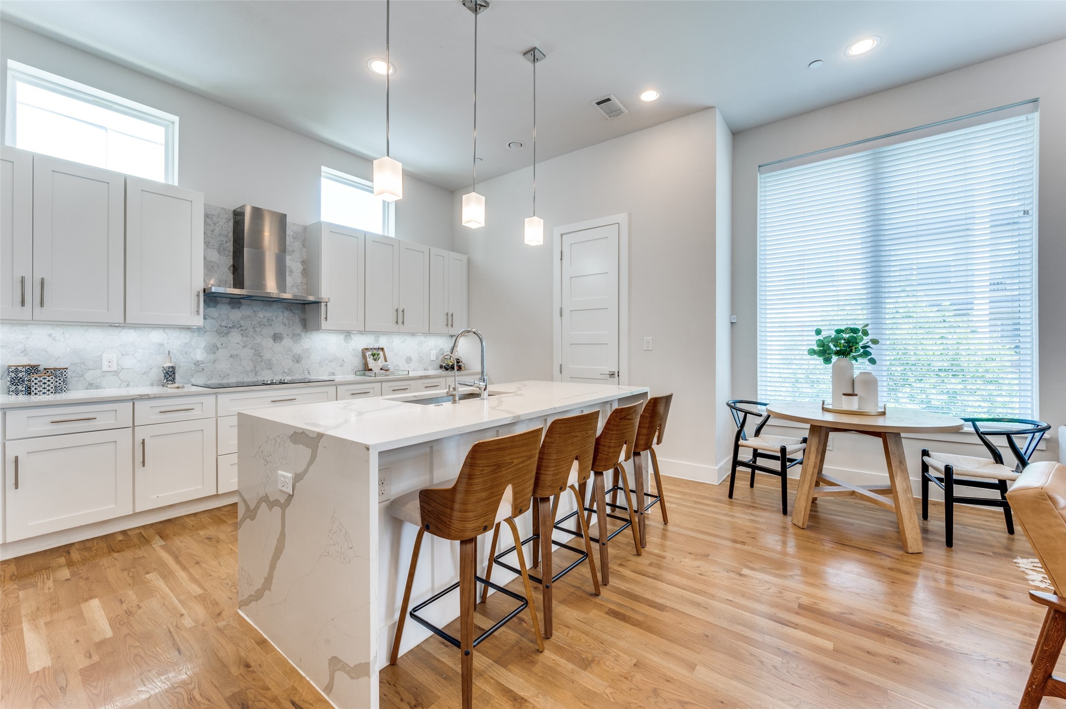 1719 Caddo Street Dallas TX 75204