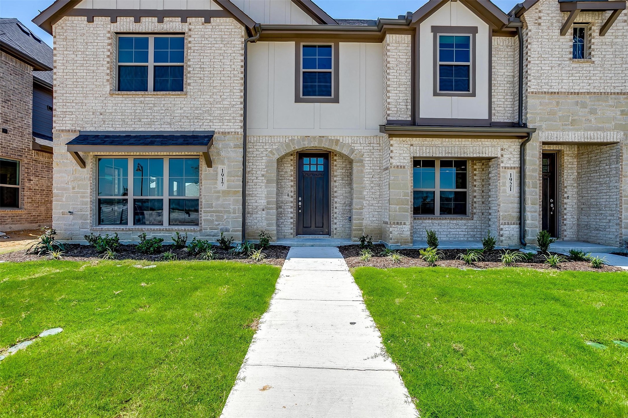 815 Homeplace Circle Mansfield TX 76063