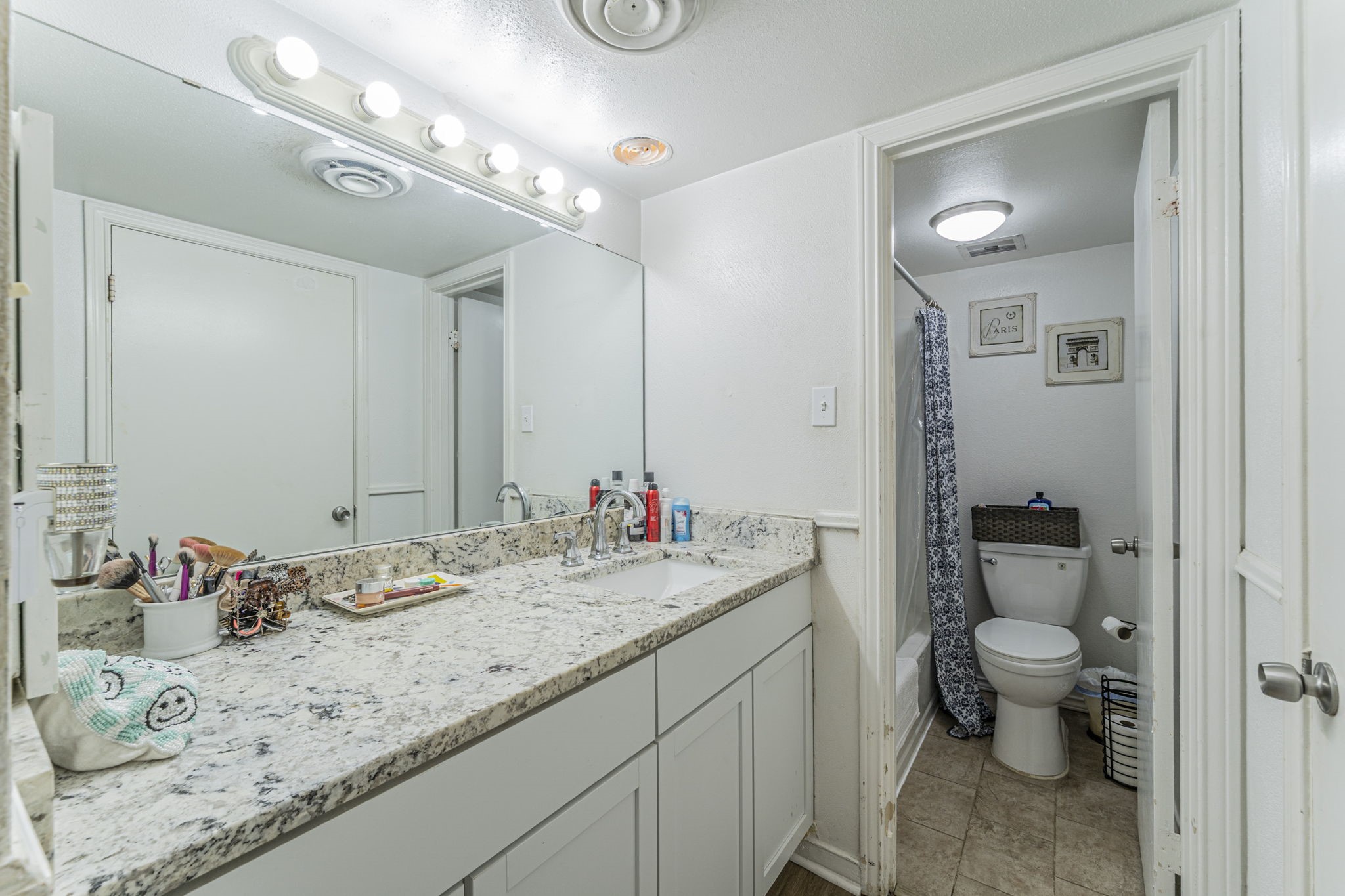 558 E Avenue J Grand Prairie TX 75050