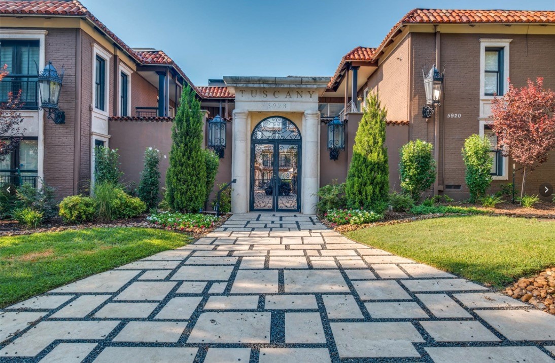 5932 Sandhurst Lane Dallas TX 75206
