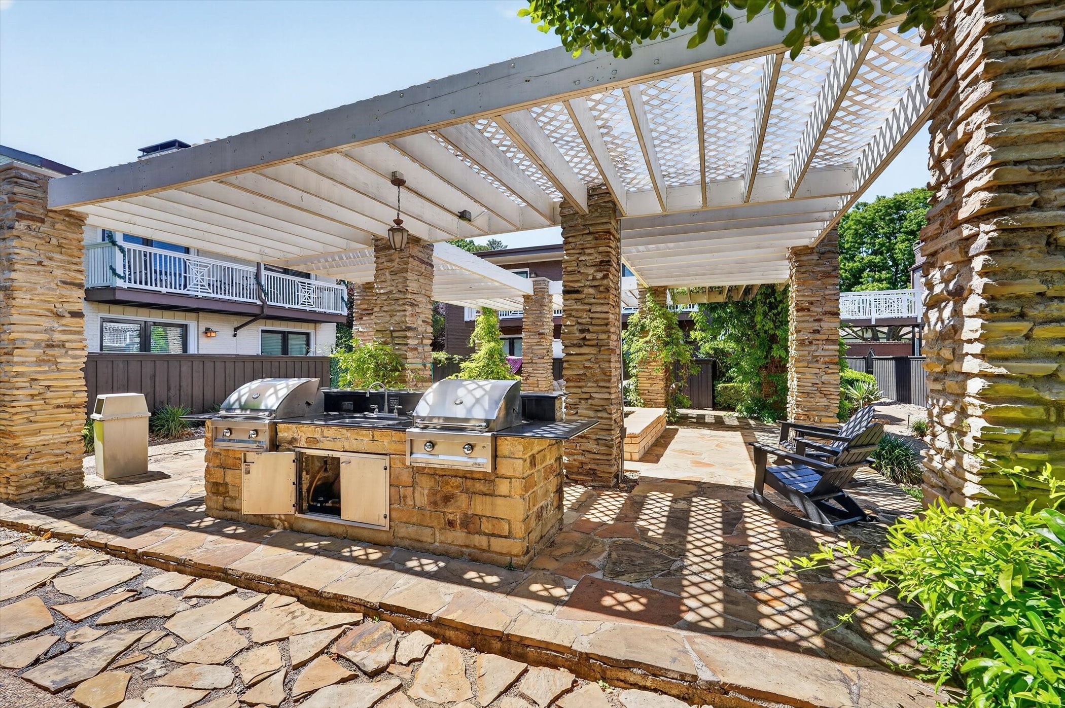 5932 Sandhurst Lane Dallas TX 75206