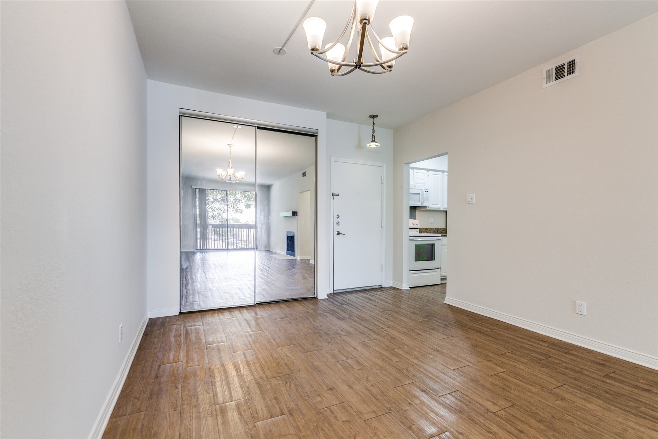 6122 Ridgecrest Road Dallas TX 75231