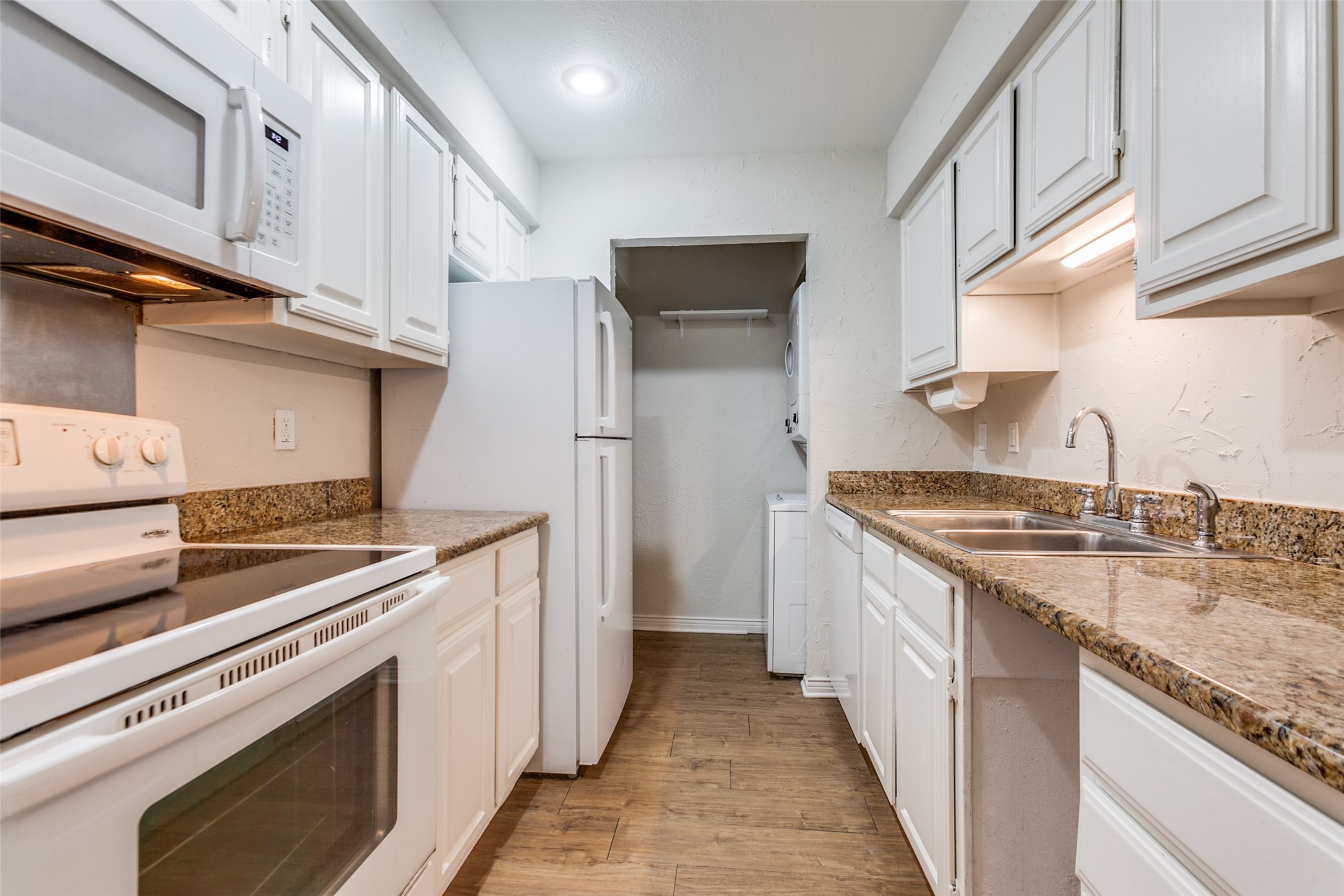 6122 Ridgecrest Road Dallas TX 75231