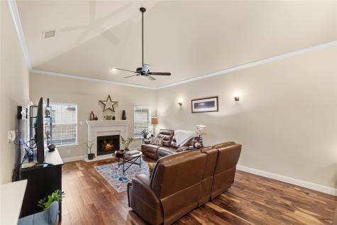 8824 Tudor Place Dallas TX 75228