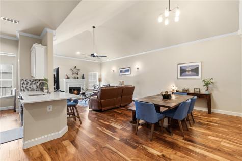 8824 Tudor Place Dallas TX 75228