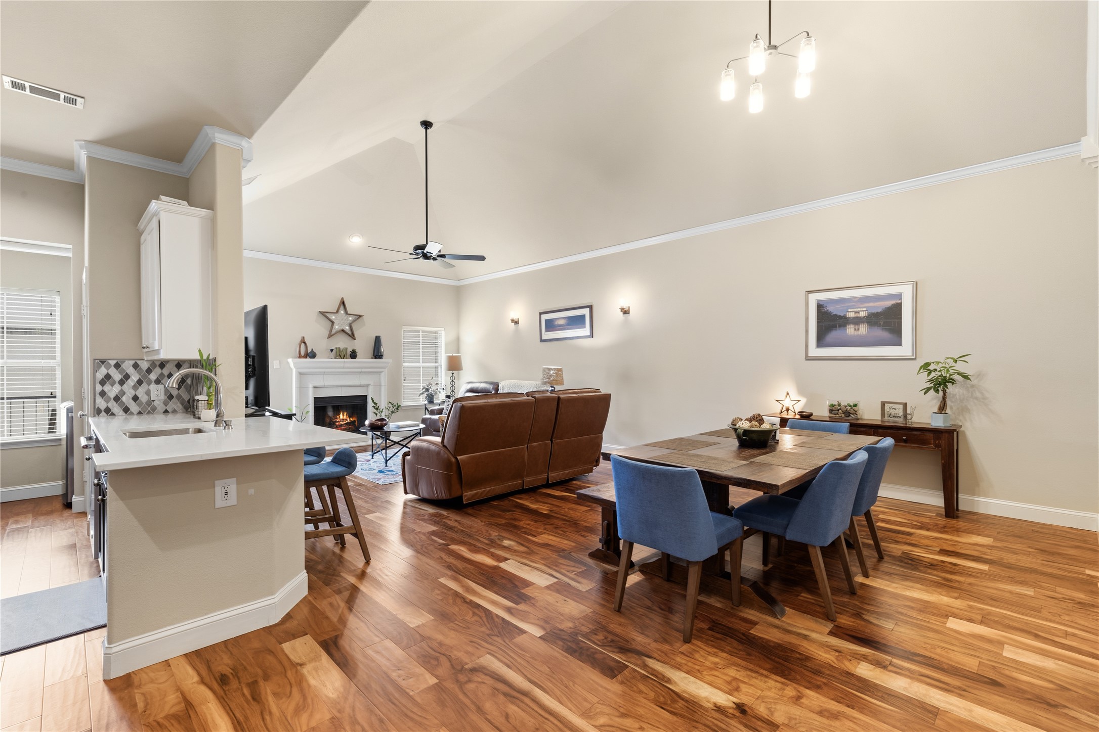 8824 Tudor Place Dallas TX 75228