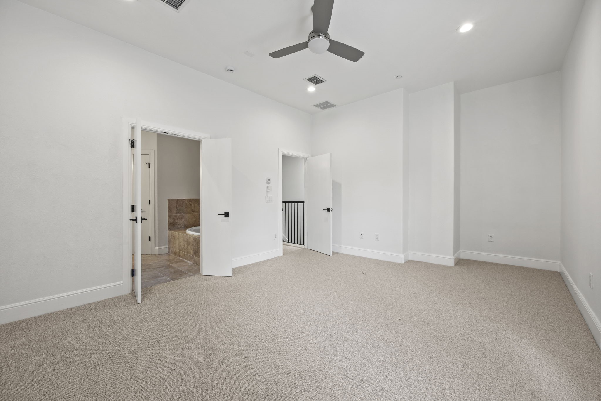 3200 Ross Avenue Dallas TX 75204