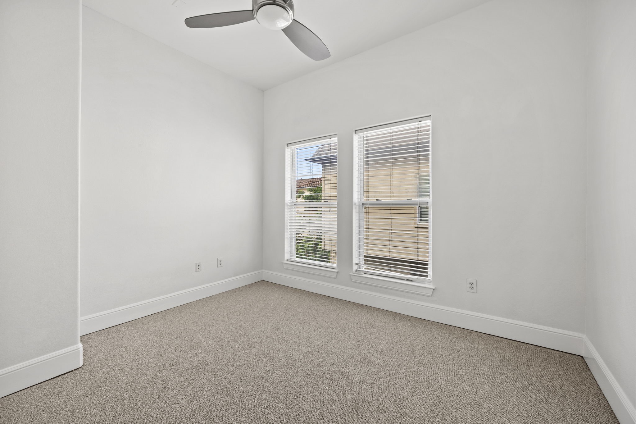 3200 Ross Avenue Dallas TX 75204