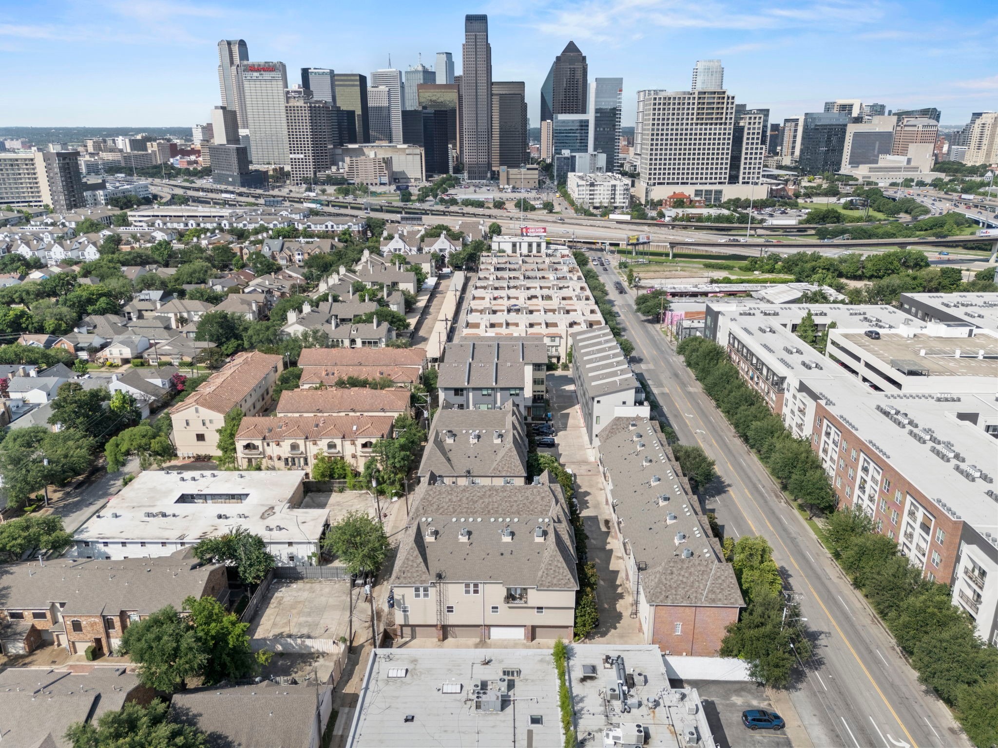 3200 Ross Avenue Dallas TX 75204