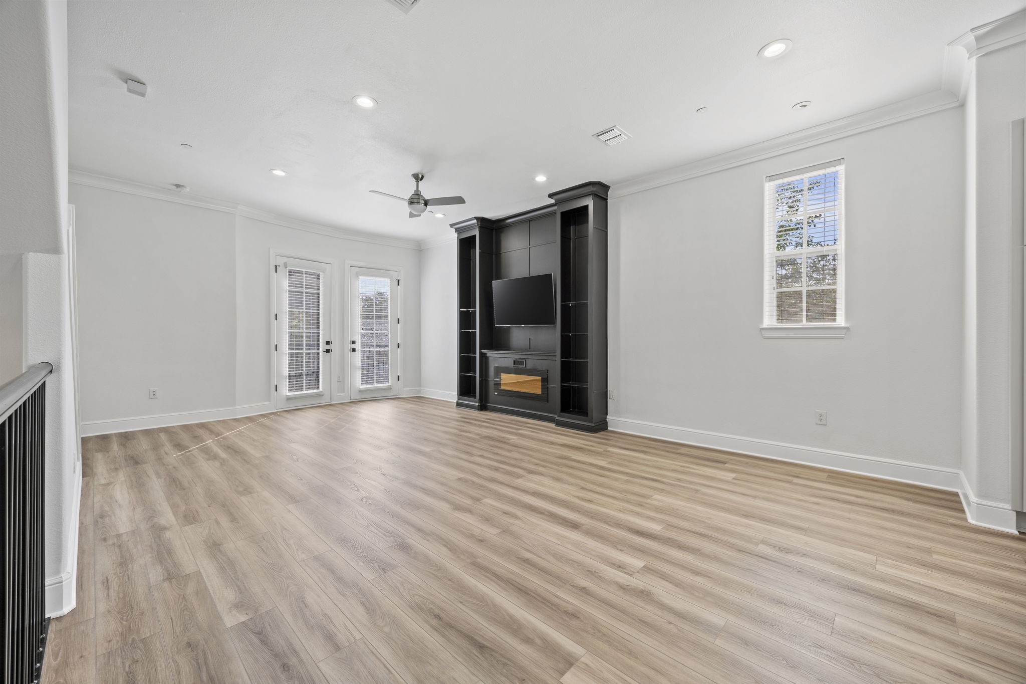 3200 Ross Avenue Dallas TX 75204