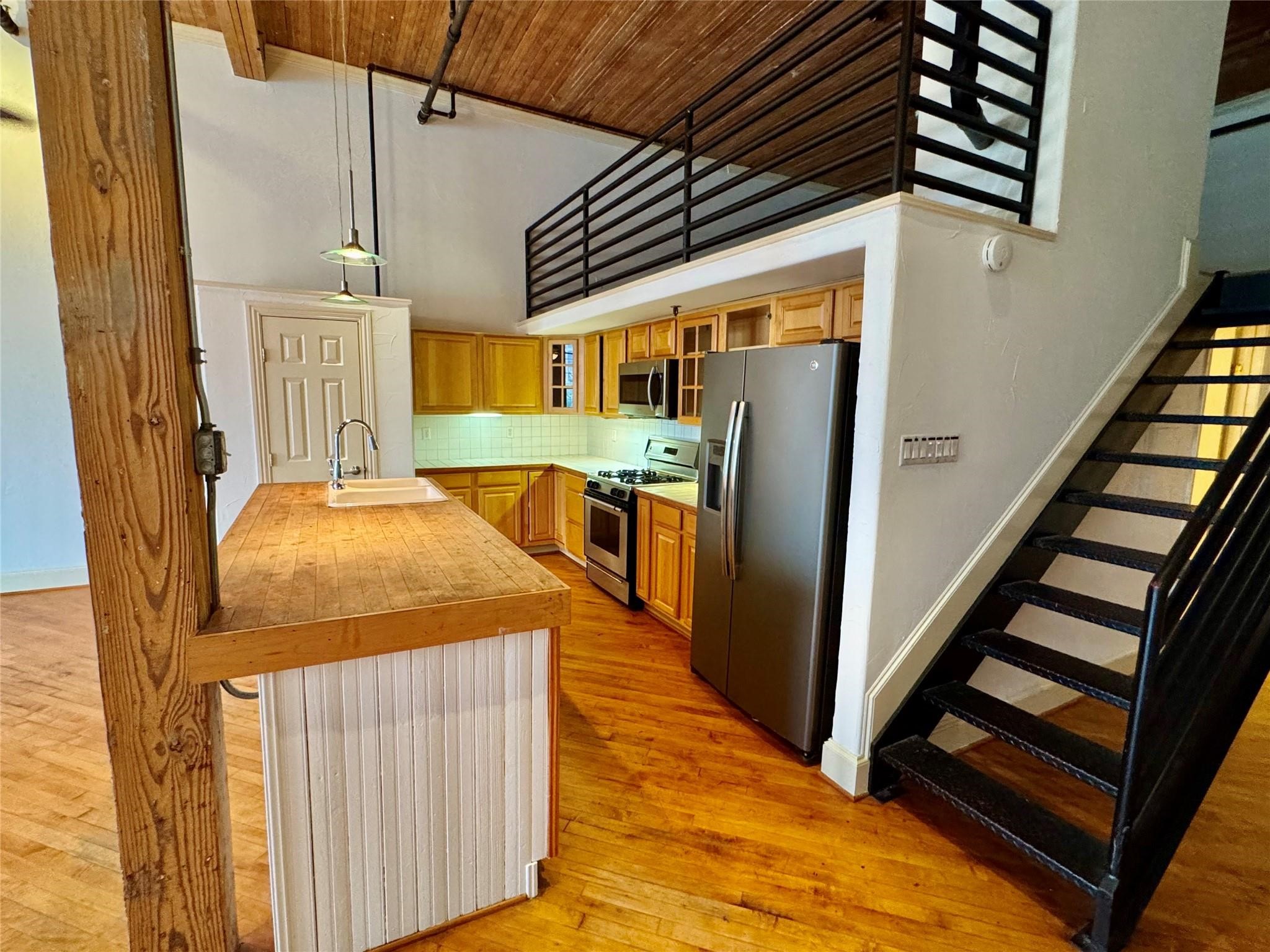 3026 Commerce Street Dallas TX 75226