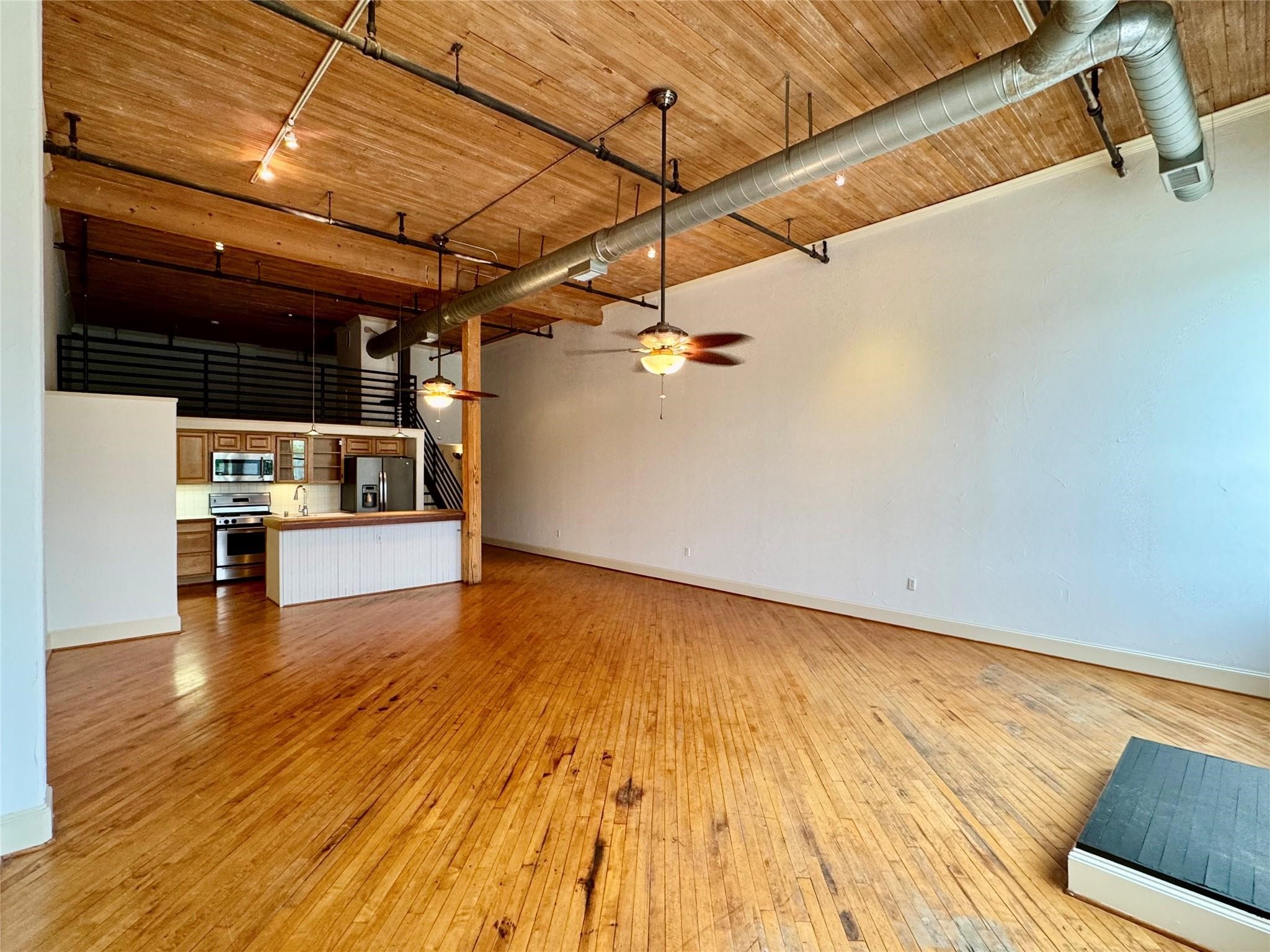 3026 Commerce Street Dallas TX 75226