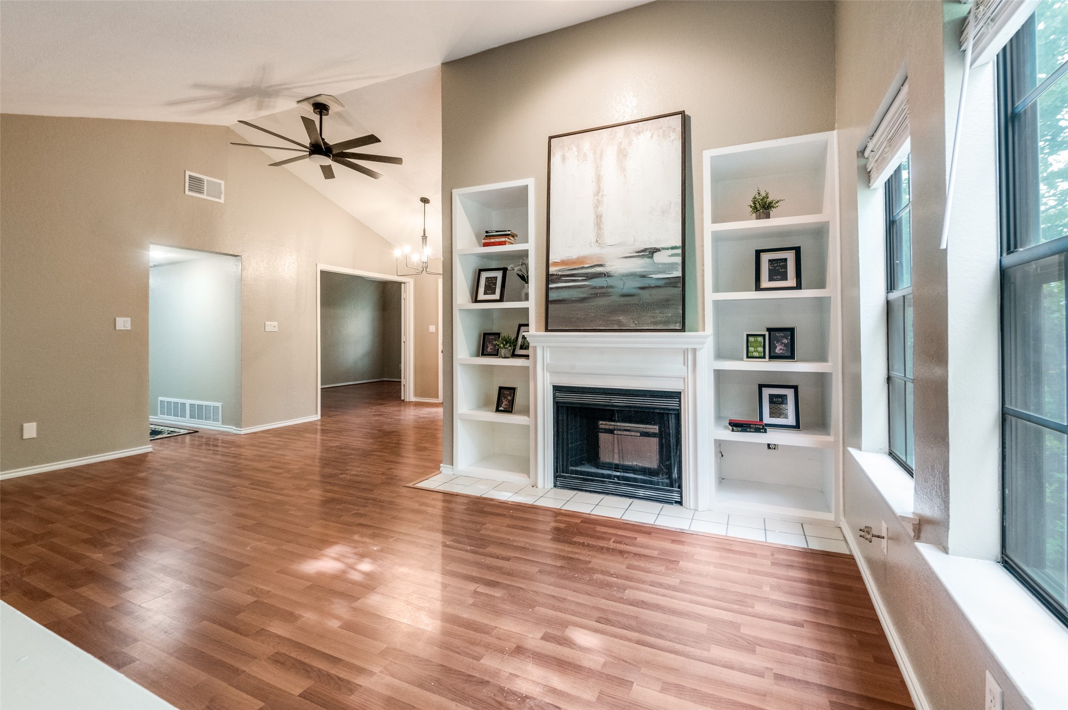 4502 Forestgate Drive Arlington TX 76017