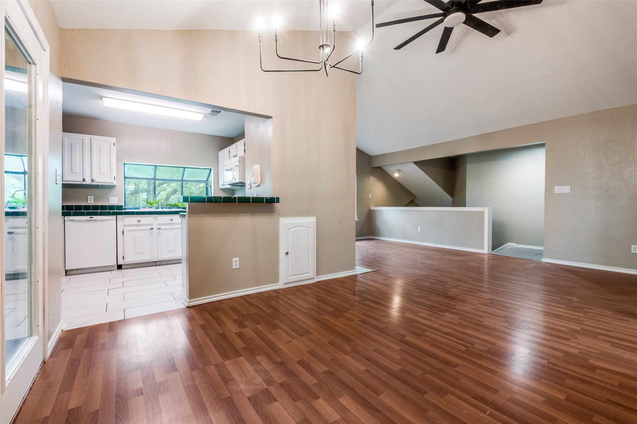 4502 Forestgate Drive Arlington TX 76017