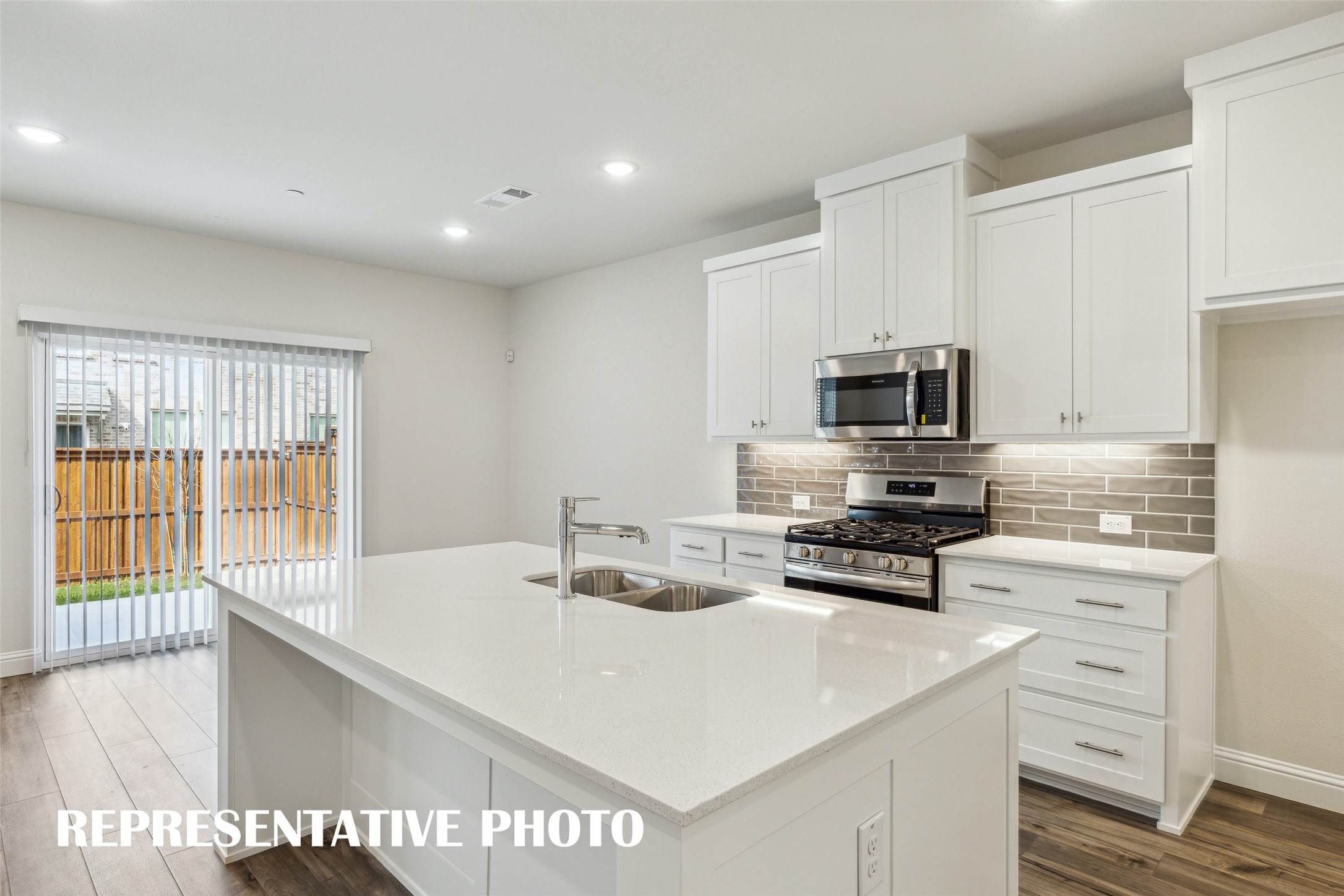 3720 Pierce Lane Grand Prairie TX 75052