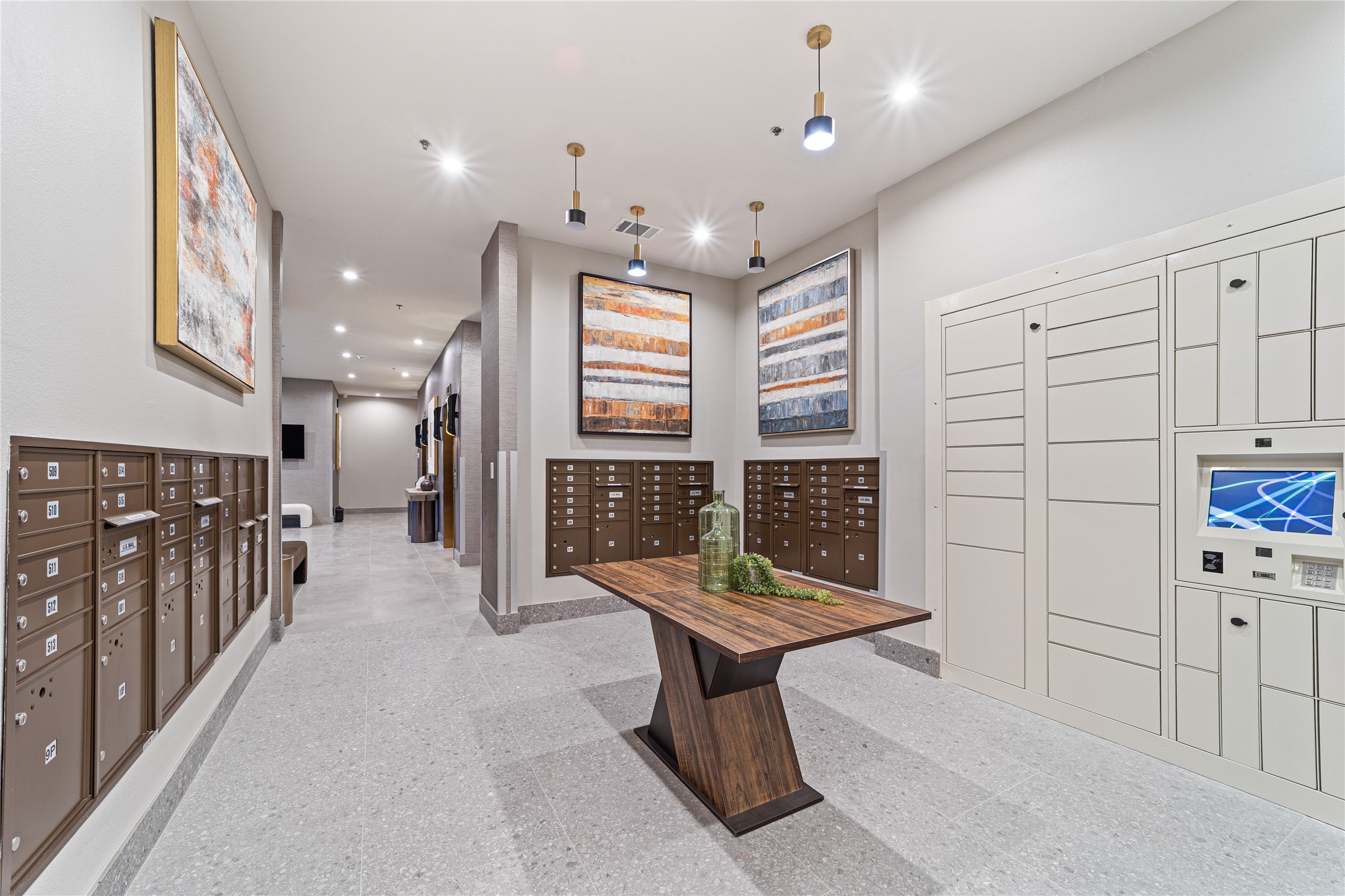 1900 S Ervay Street Dallas TX 75215