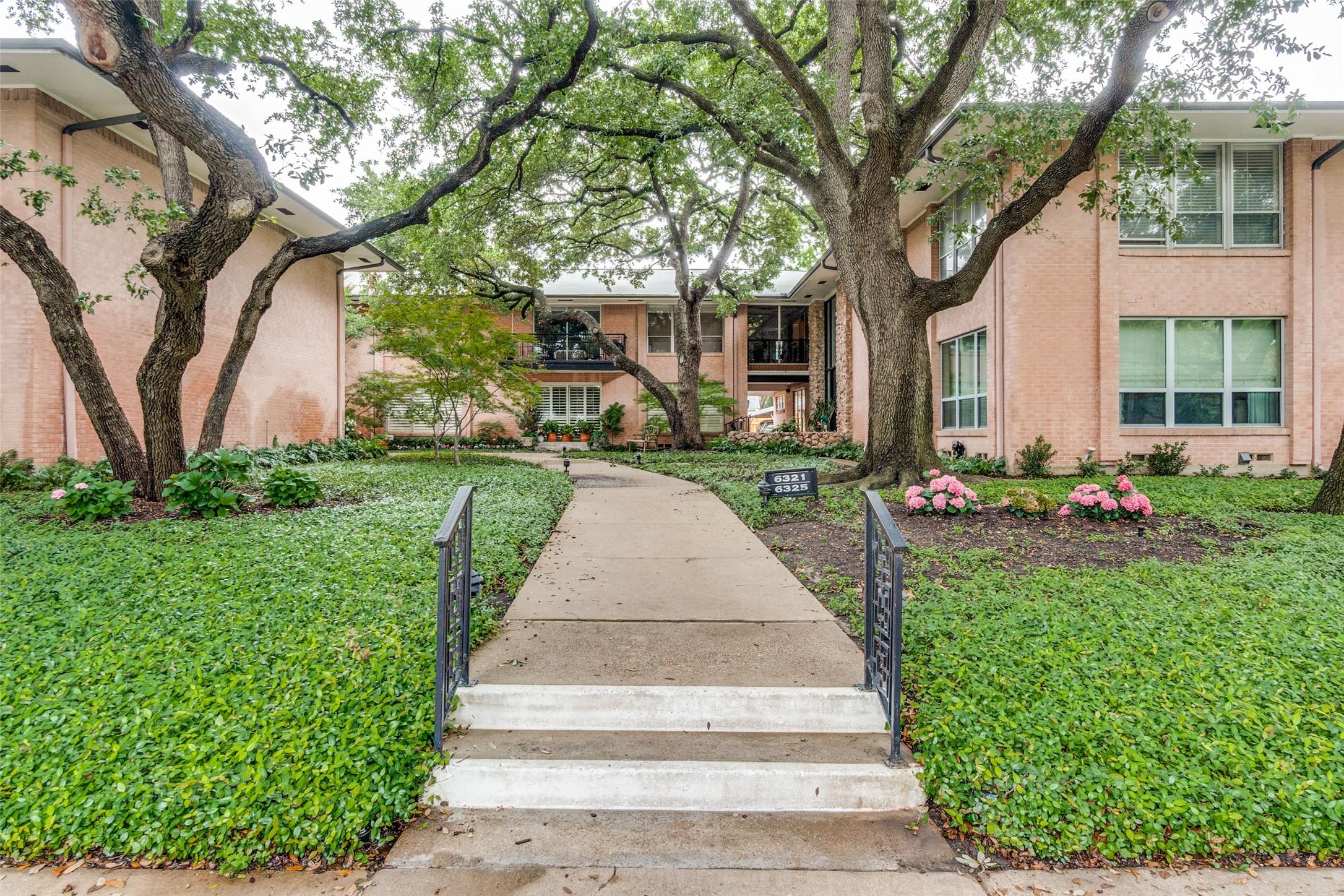 6321 Bandera Avenue Dallas TX 75225