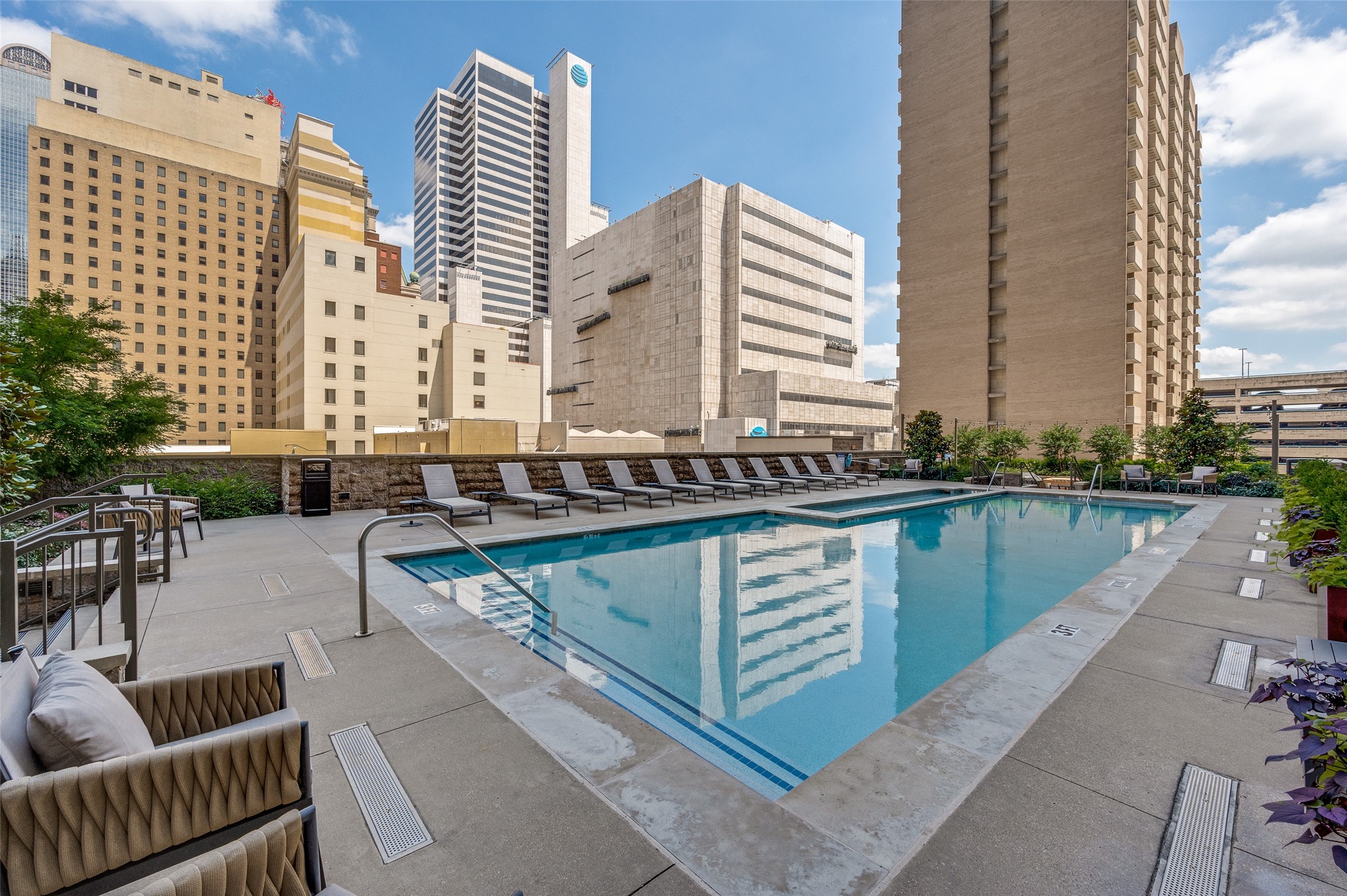 1200 Main Street Dallas TX 75202