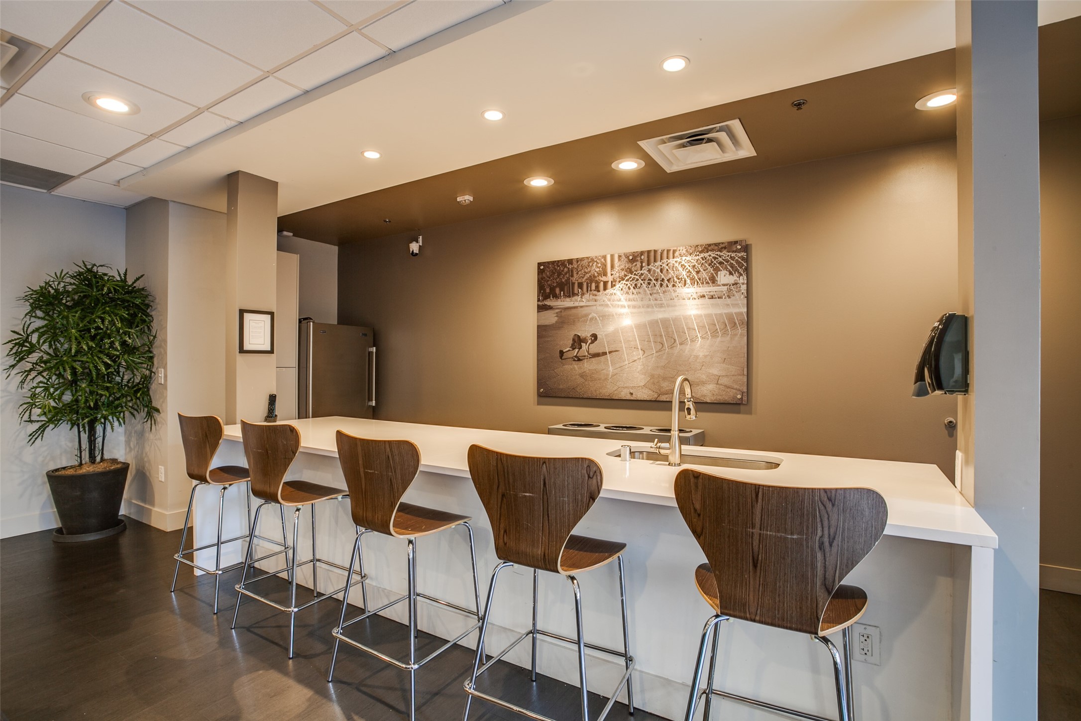 1200 Main Street Dallas TX 75202