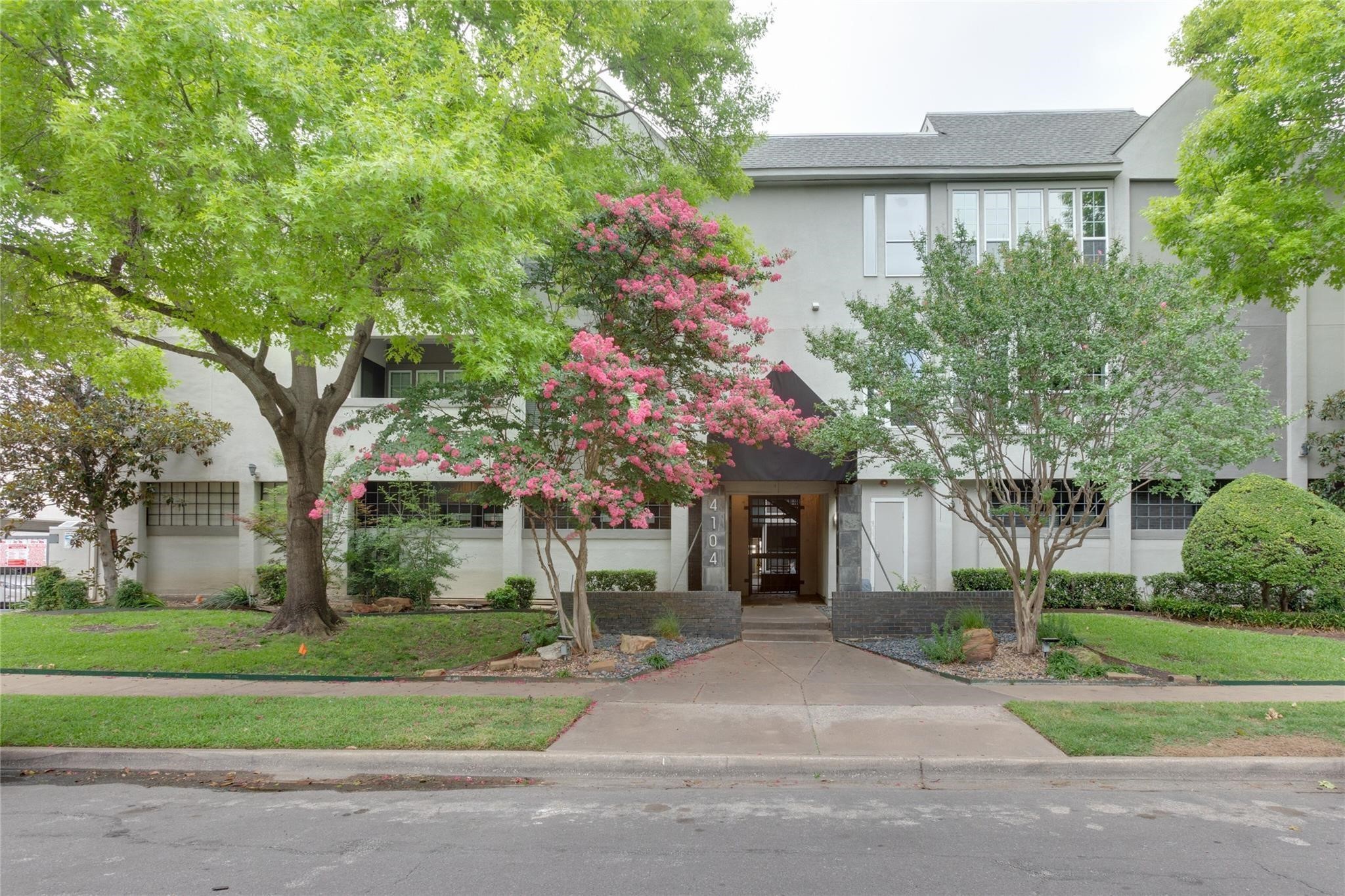 4104 N Hall Street Dallas TX 75219