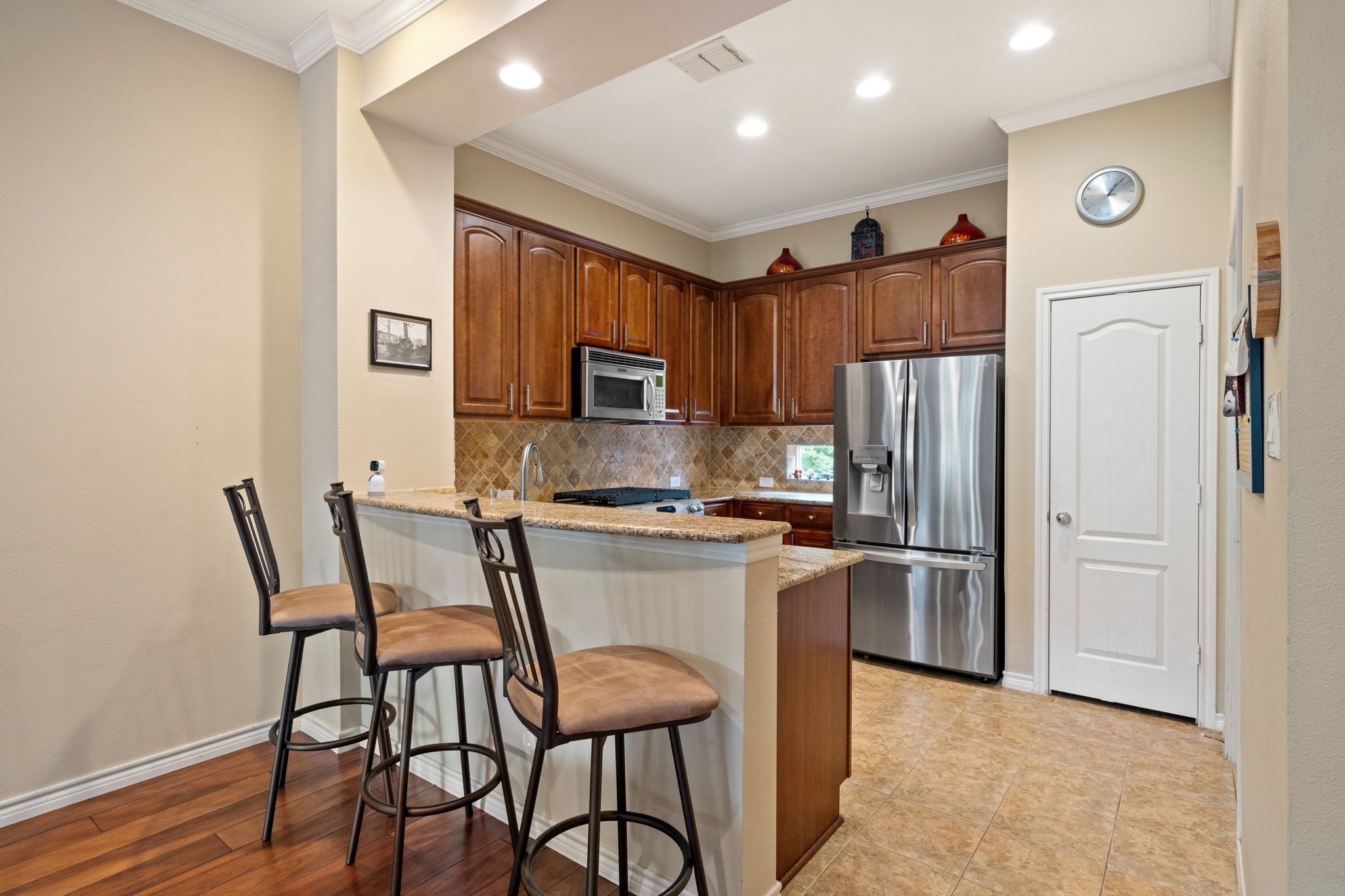 15754 Quorum Drive Addison TX 75001