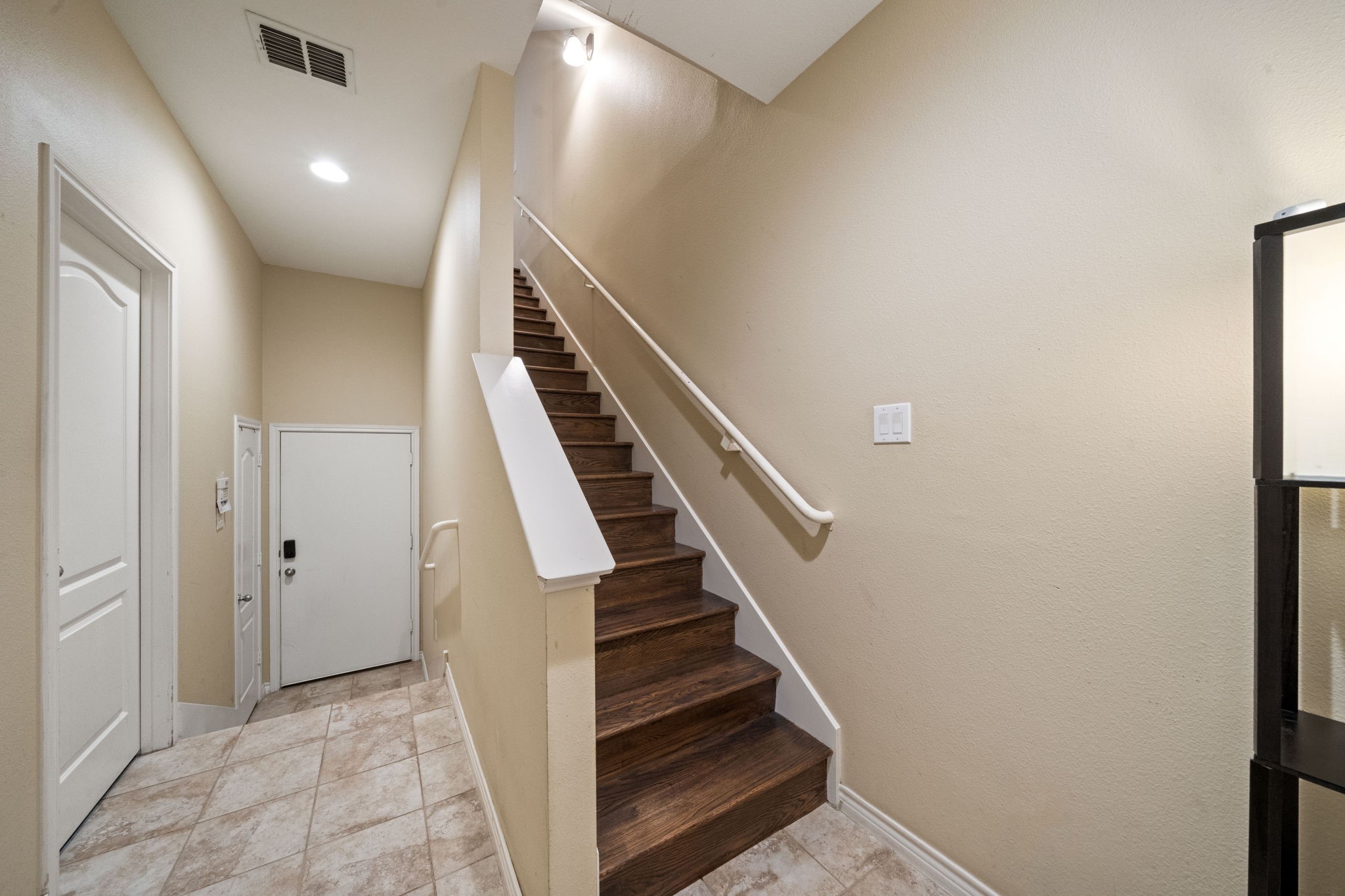 15754 Quorum Drive Addison TX 75001