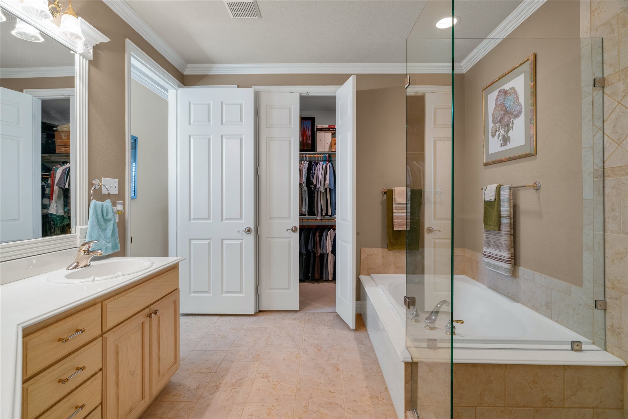2548 Corbeau Drive Irving TX 75038