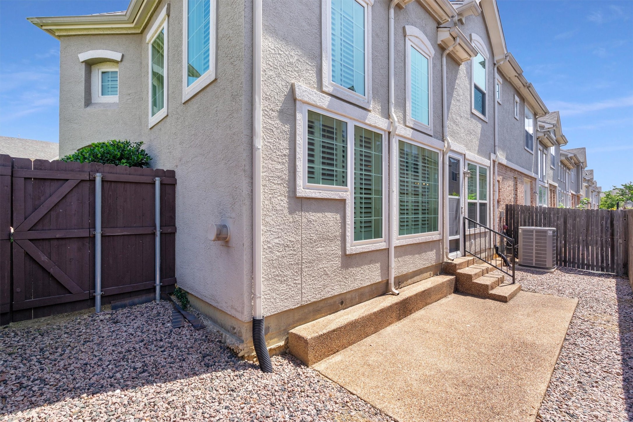 2548 Corbeau Drive Irving TX 75038