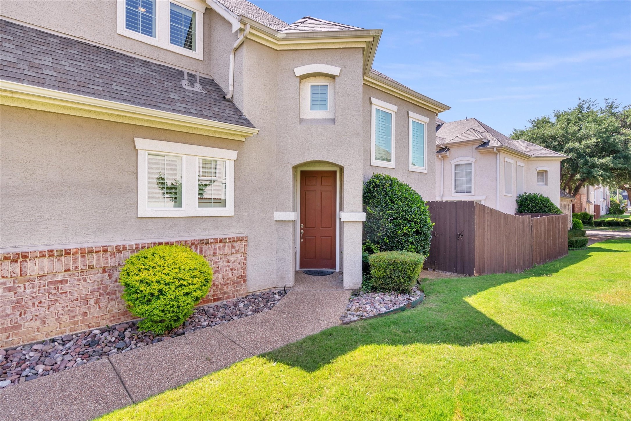 2548 Corbeau Drive Irving TX 75038
