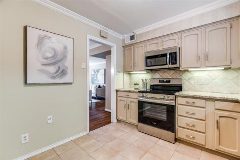 6070 Averill Way Dallas TX 75225