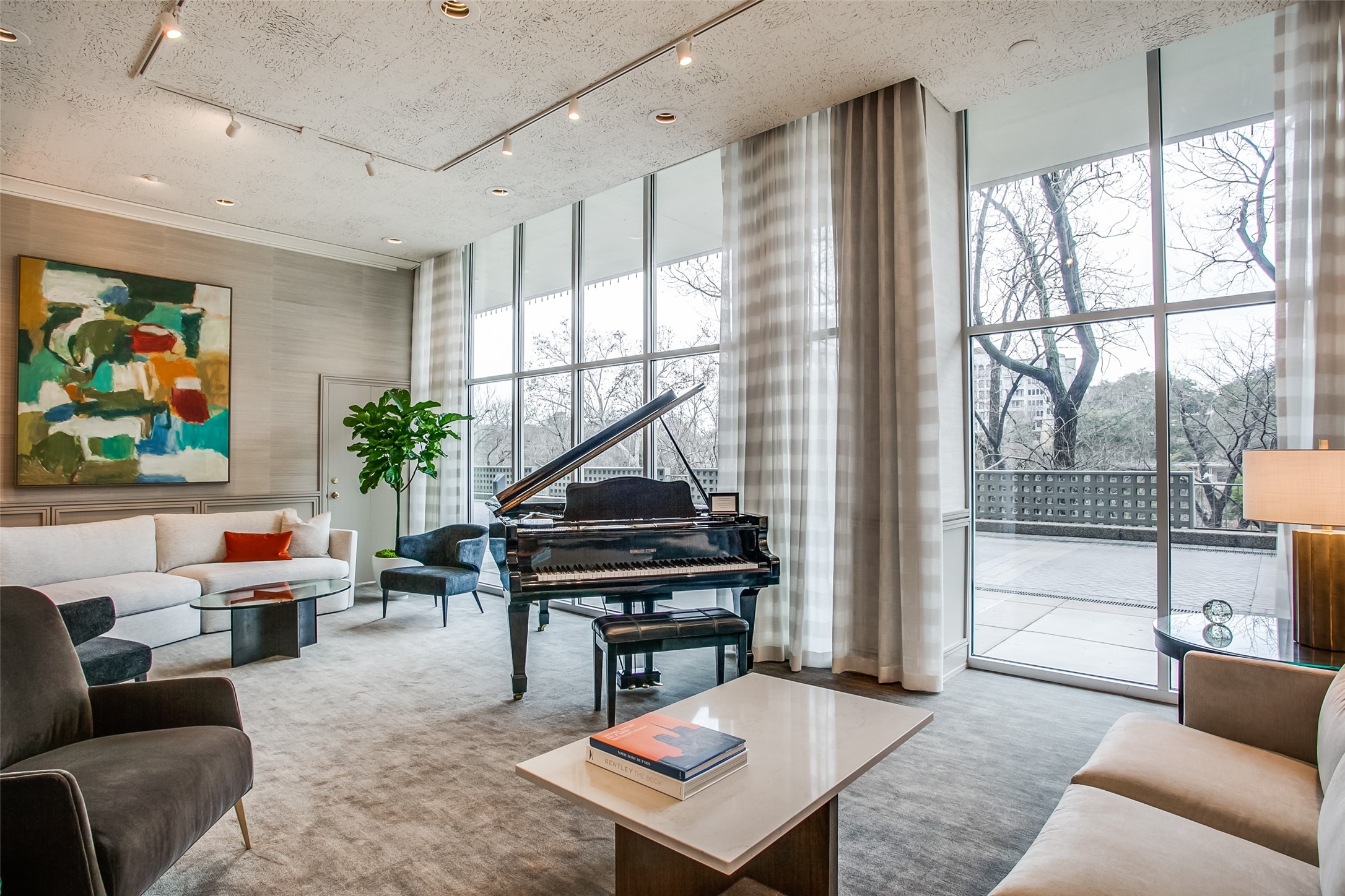 3310 Fairmount Street Dallas TX 75201