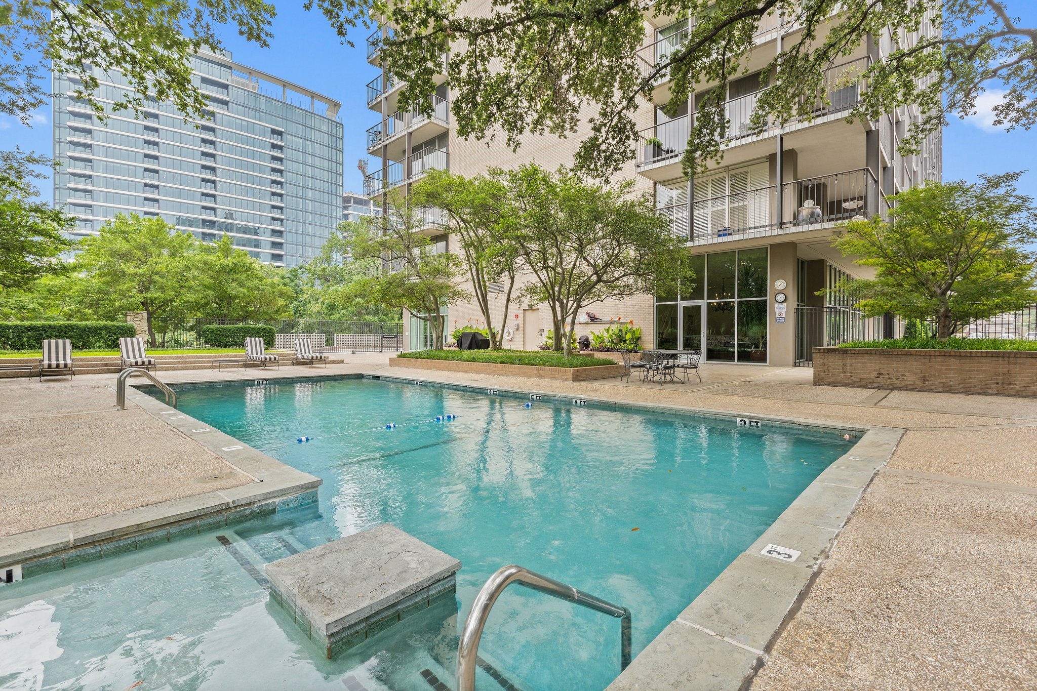 3310 Fairmount Street Dallas TX 75201