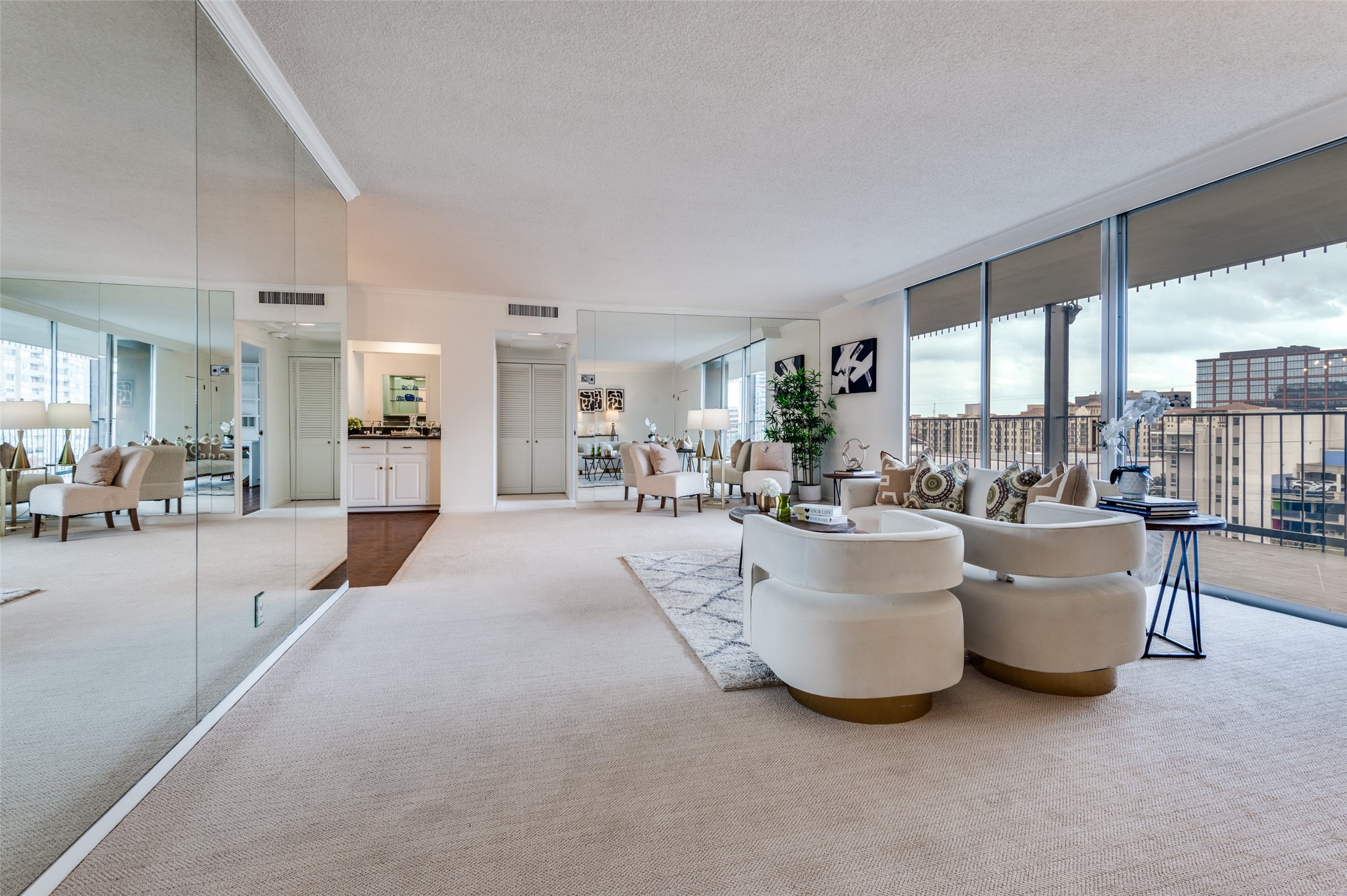 3310 Fairmount Street Dallas TX 75201