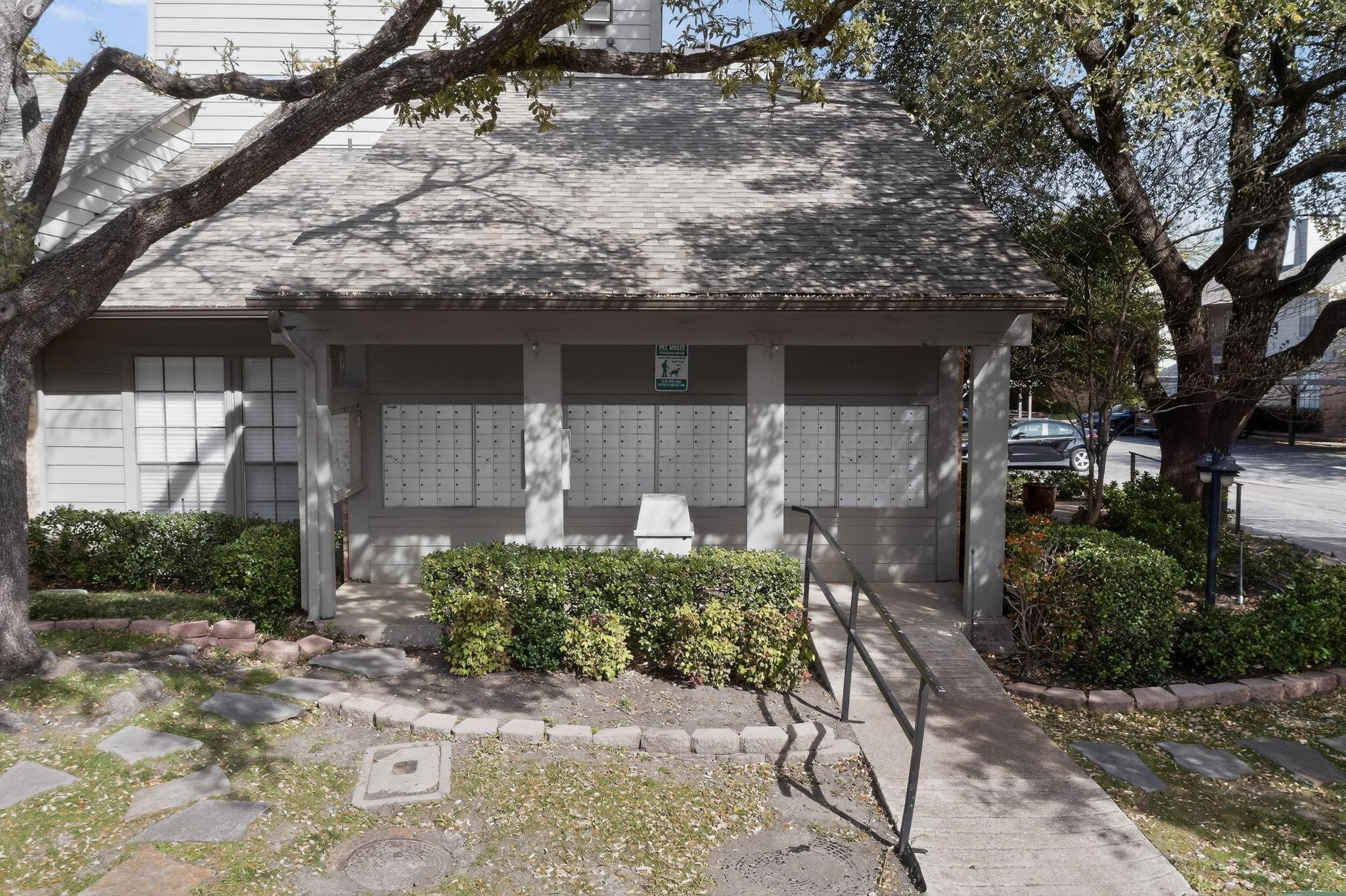 5335 Bent Tree Forest Drive Dallas TX 75248