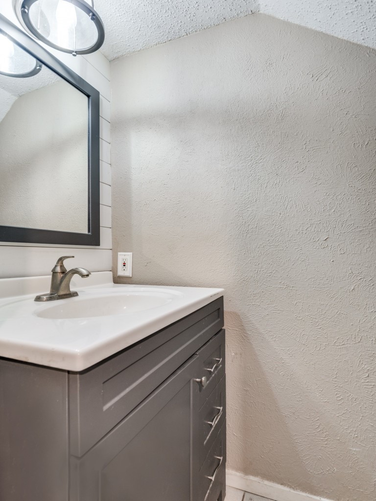 5626 Preston Oaks Road Dallas TX 75254