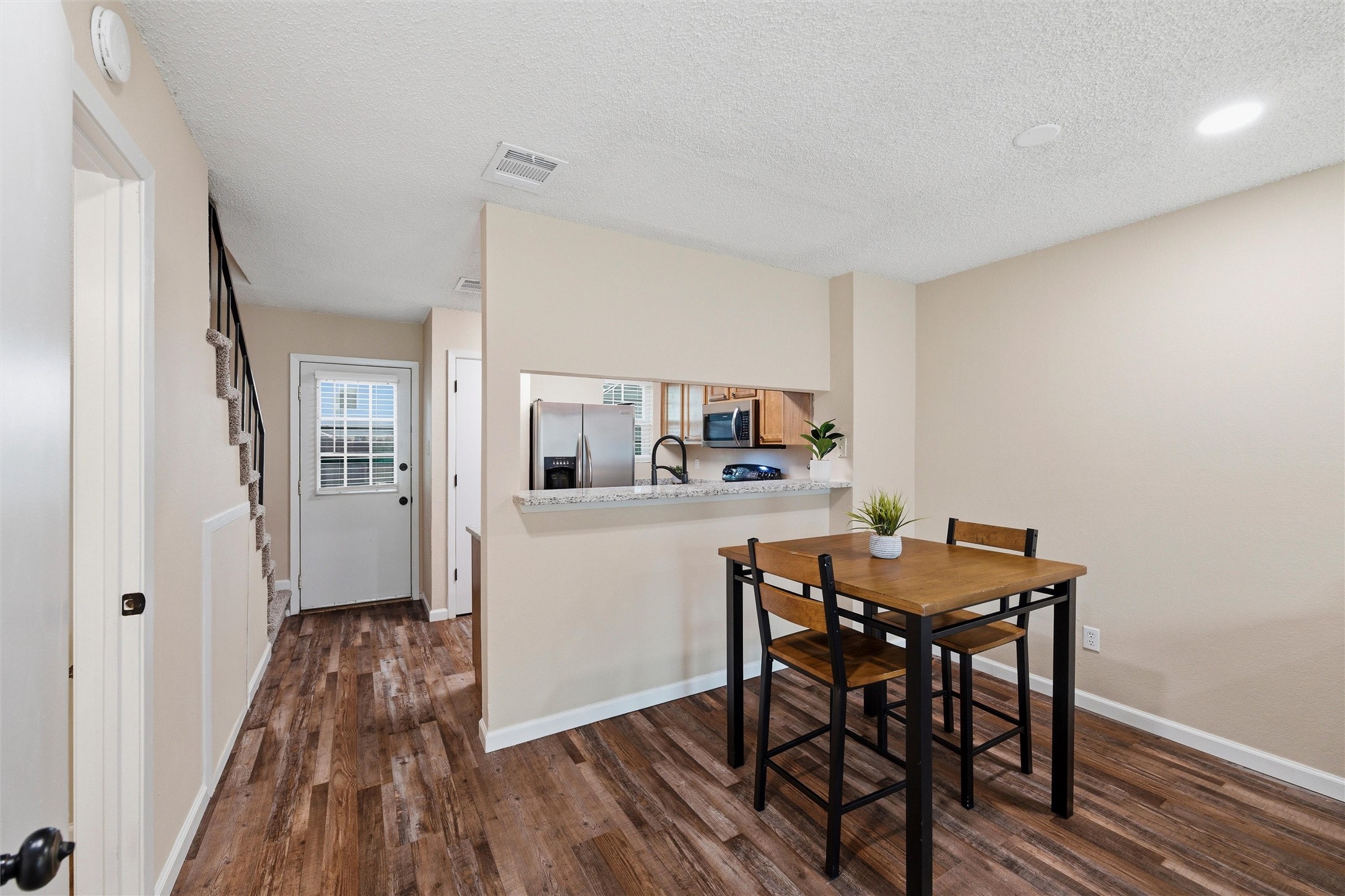 143 Winchester Drive Euless TX 76039