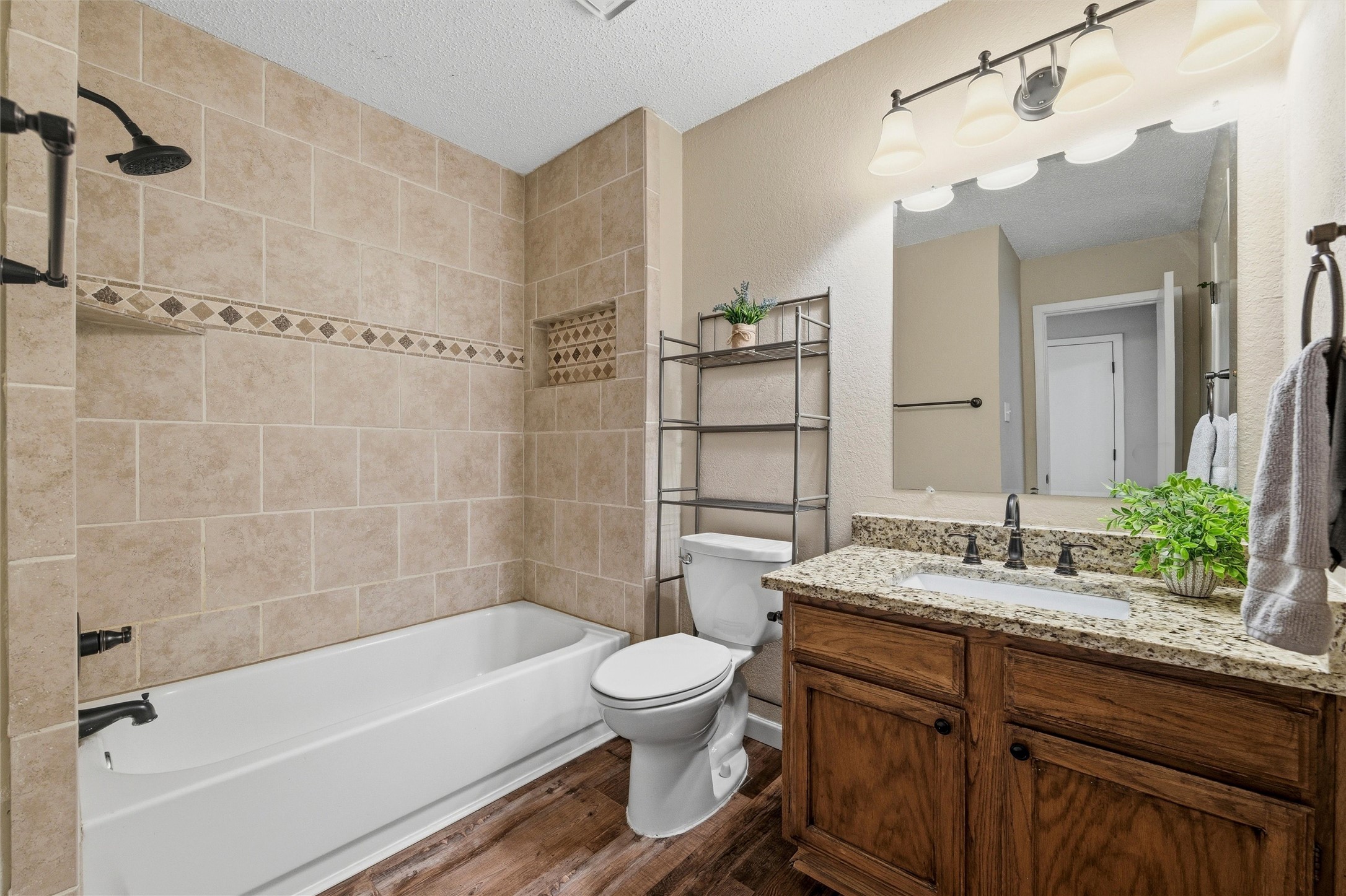 143 Winchester Drive Euless TX 76039